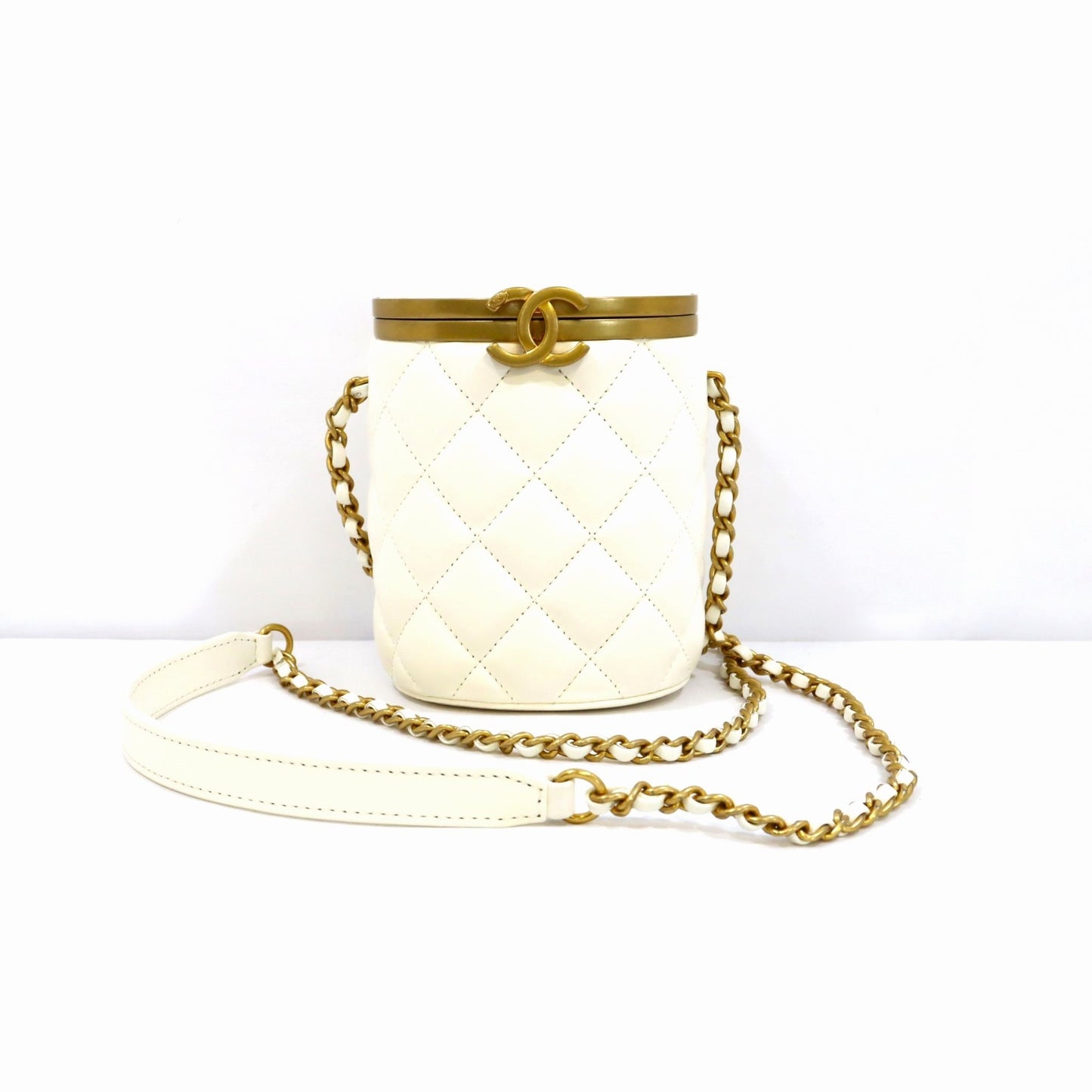 CHANEL AS2640 BAG