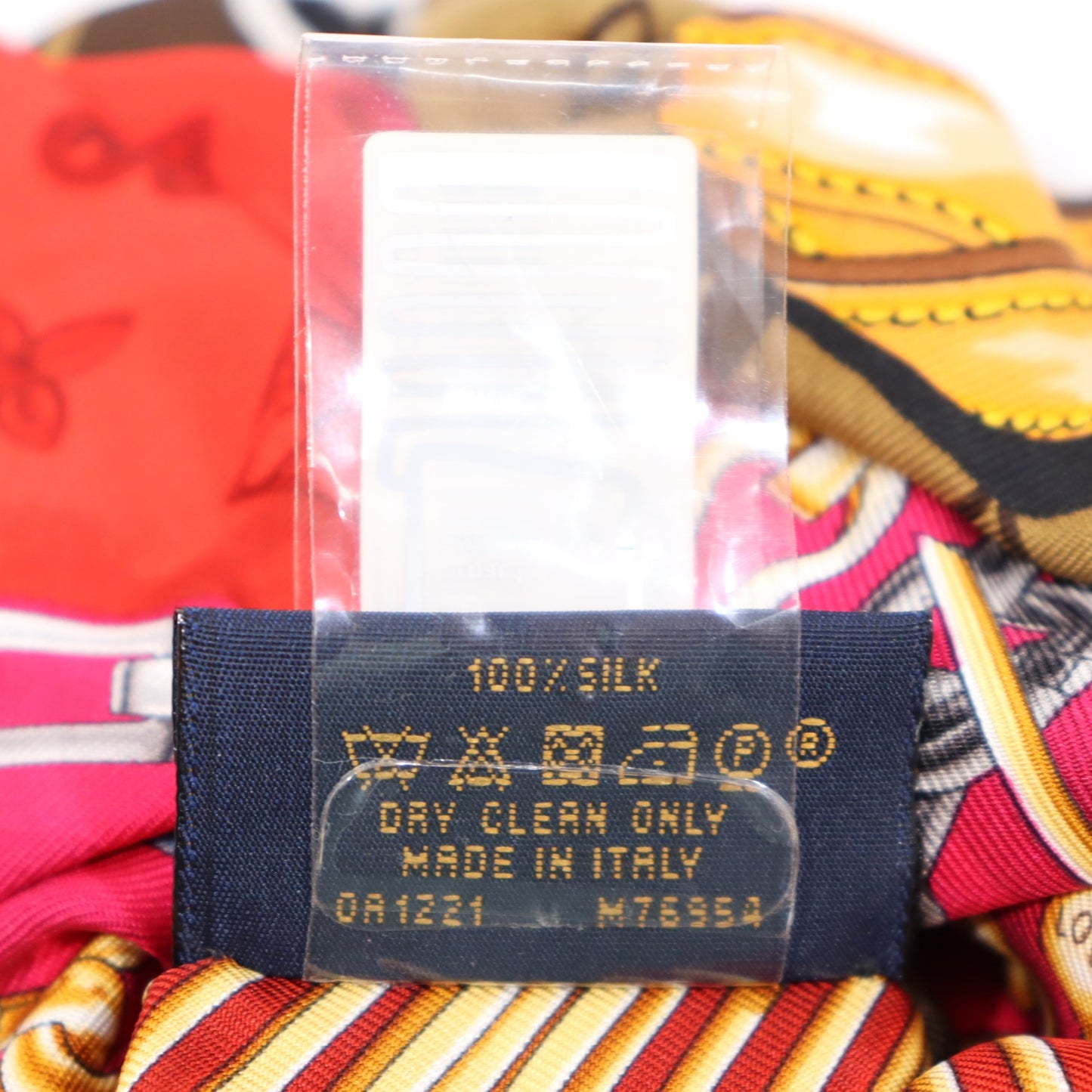 LOUIS VUITTON M76954 CHOU CHOU