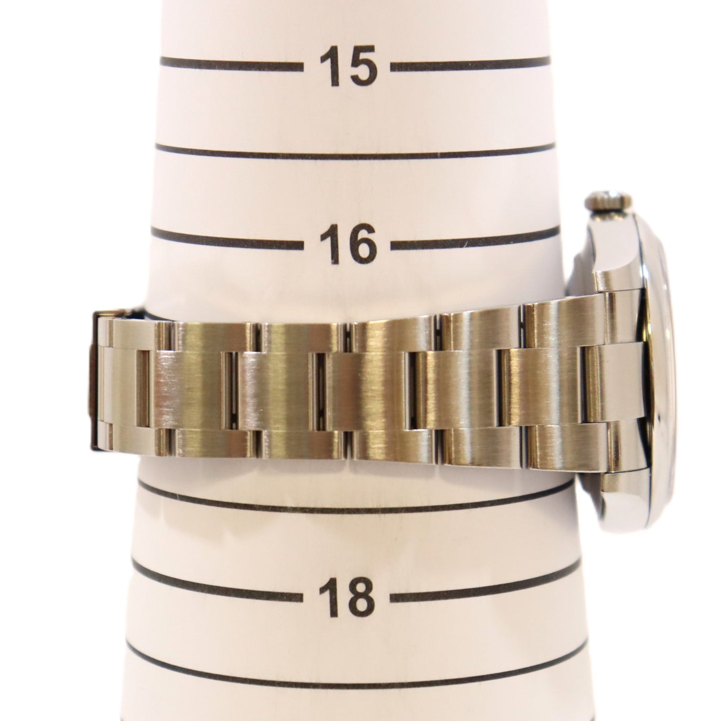 ROLEX 124300 Oyster Perpetual