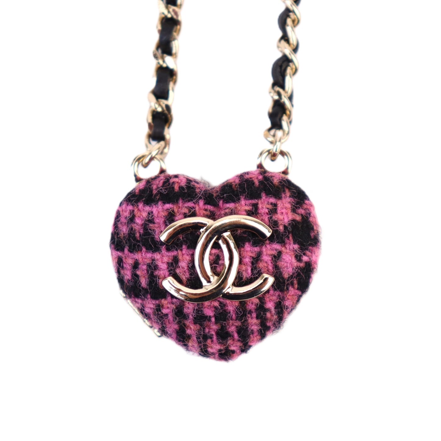 CHANEL NECKLACE