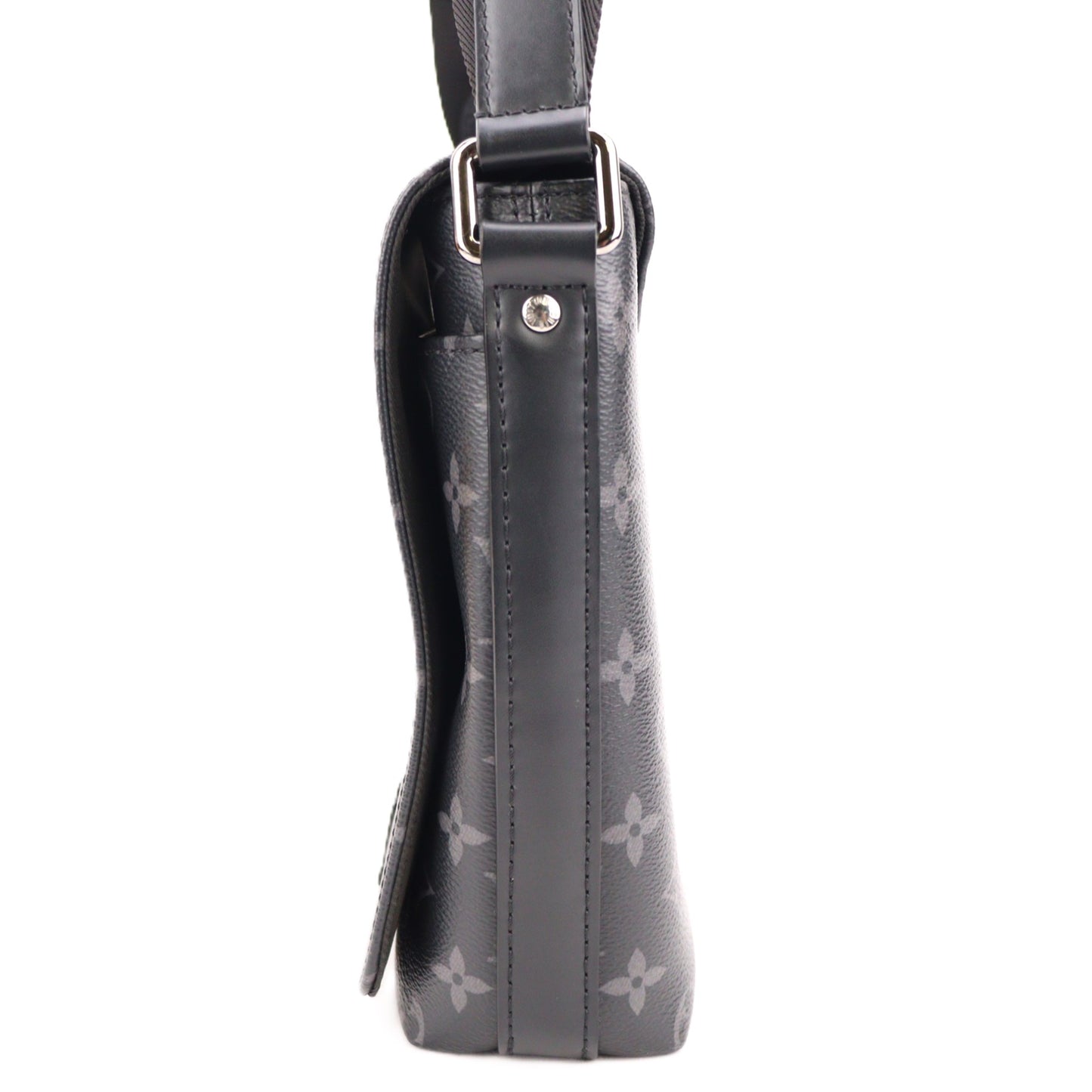 LOUIS VUITTON M45272 DISTRICT