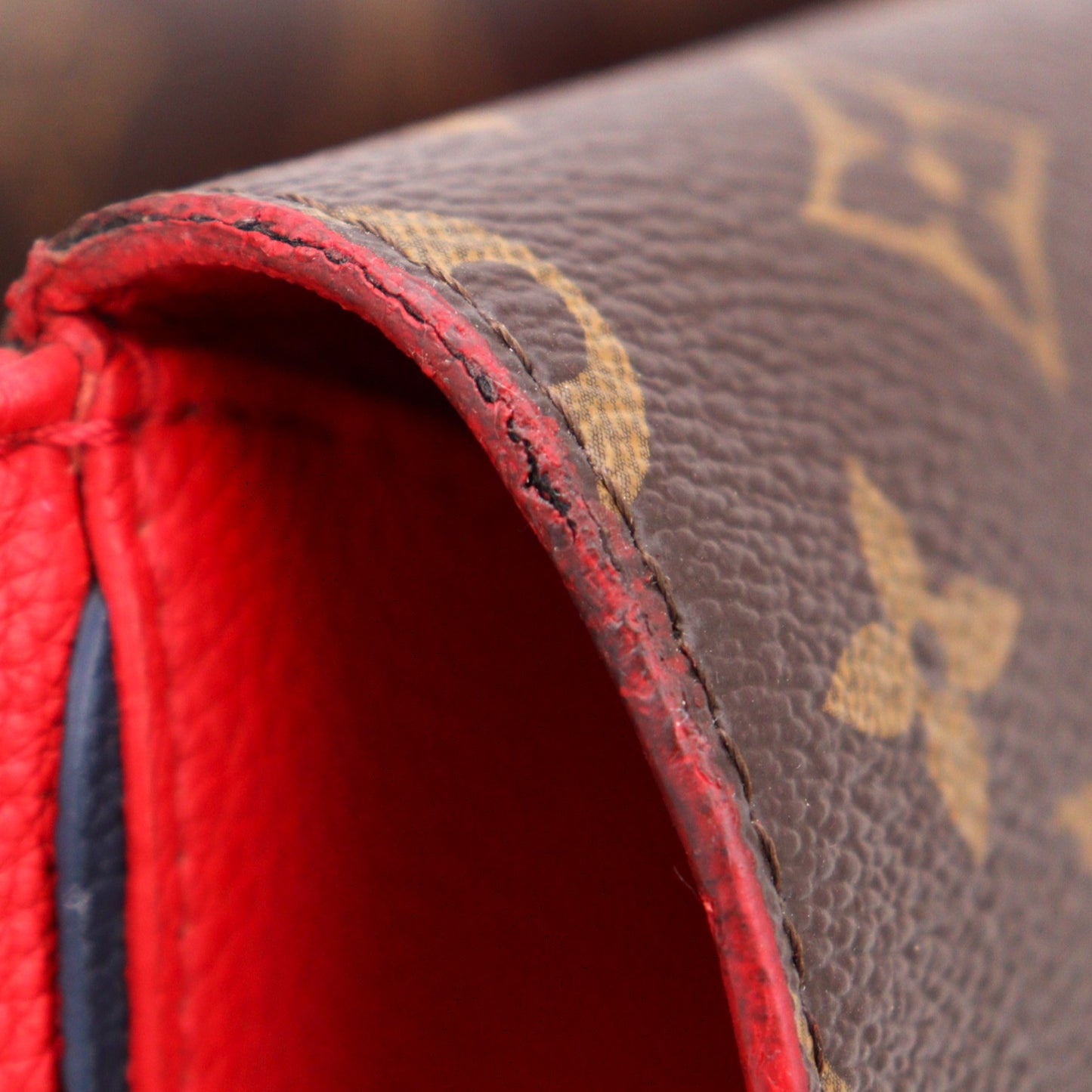 LOUIS VUITTON M54624 DOUBLE V