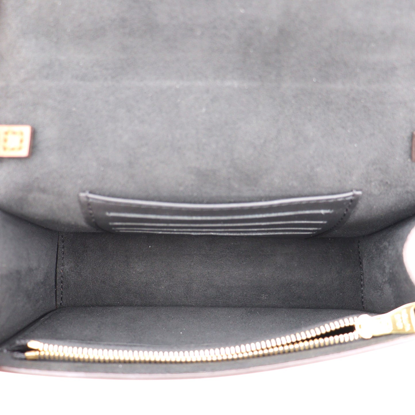 LOUIS VUITTON M68746 DAUPHINE