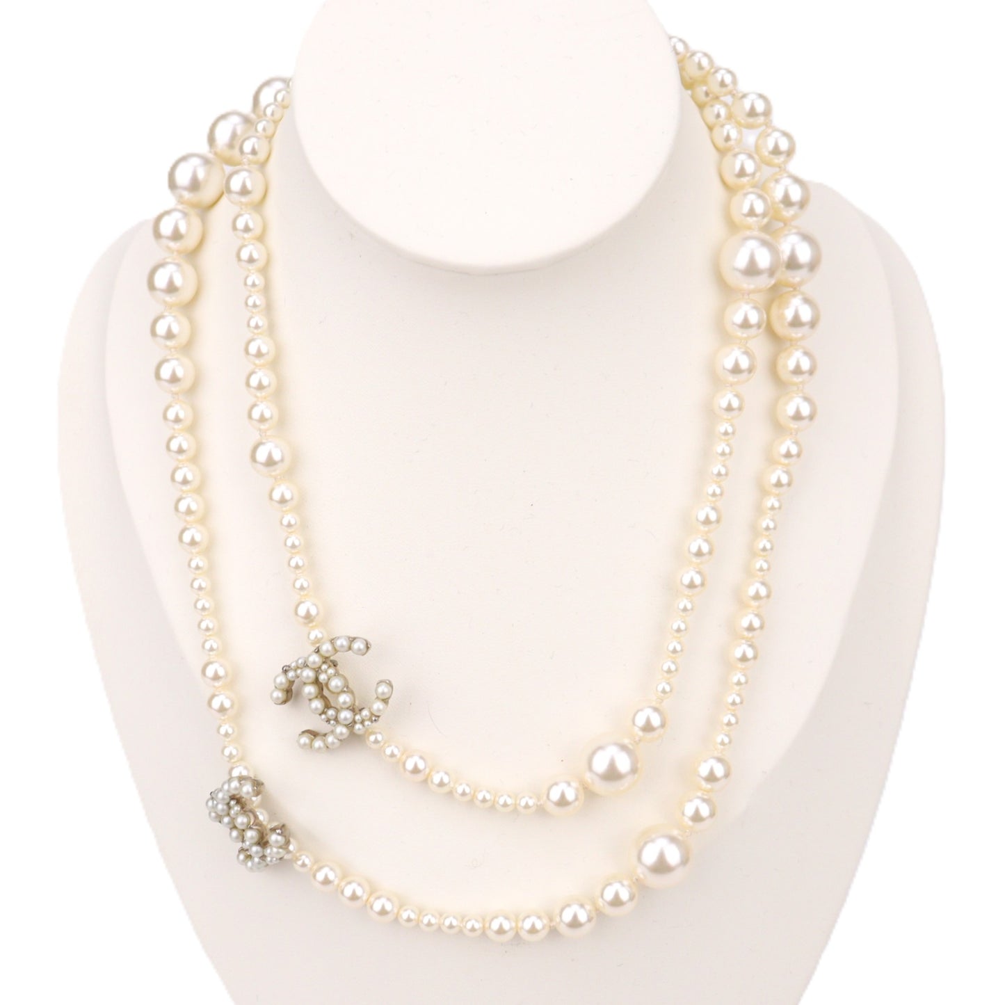 CHANEL NECKLACE