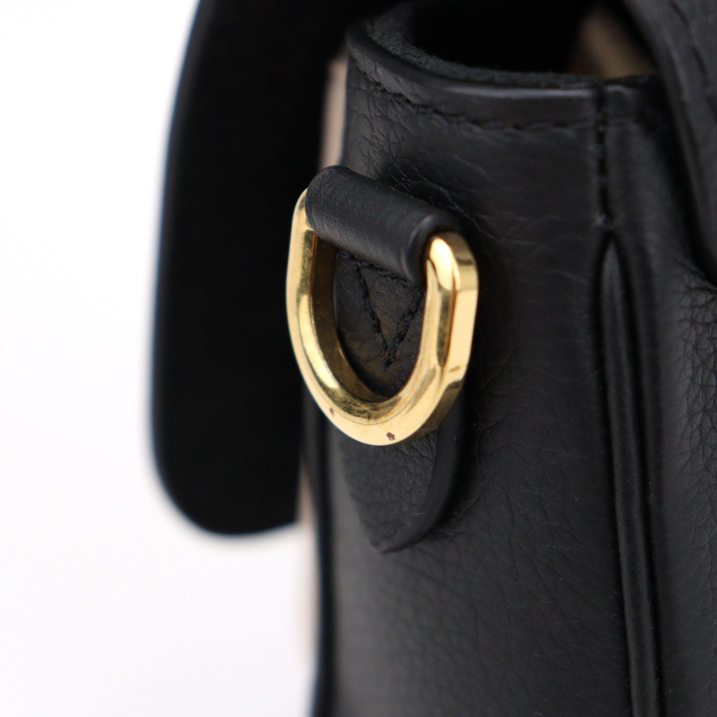 LOUIS VUITTON M58557 LOCK ME TENDER