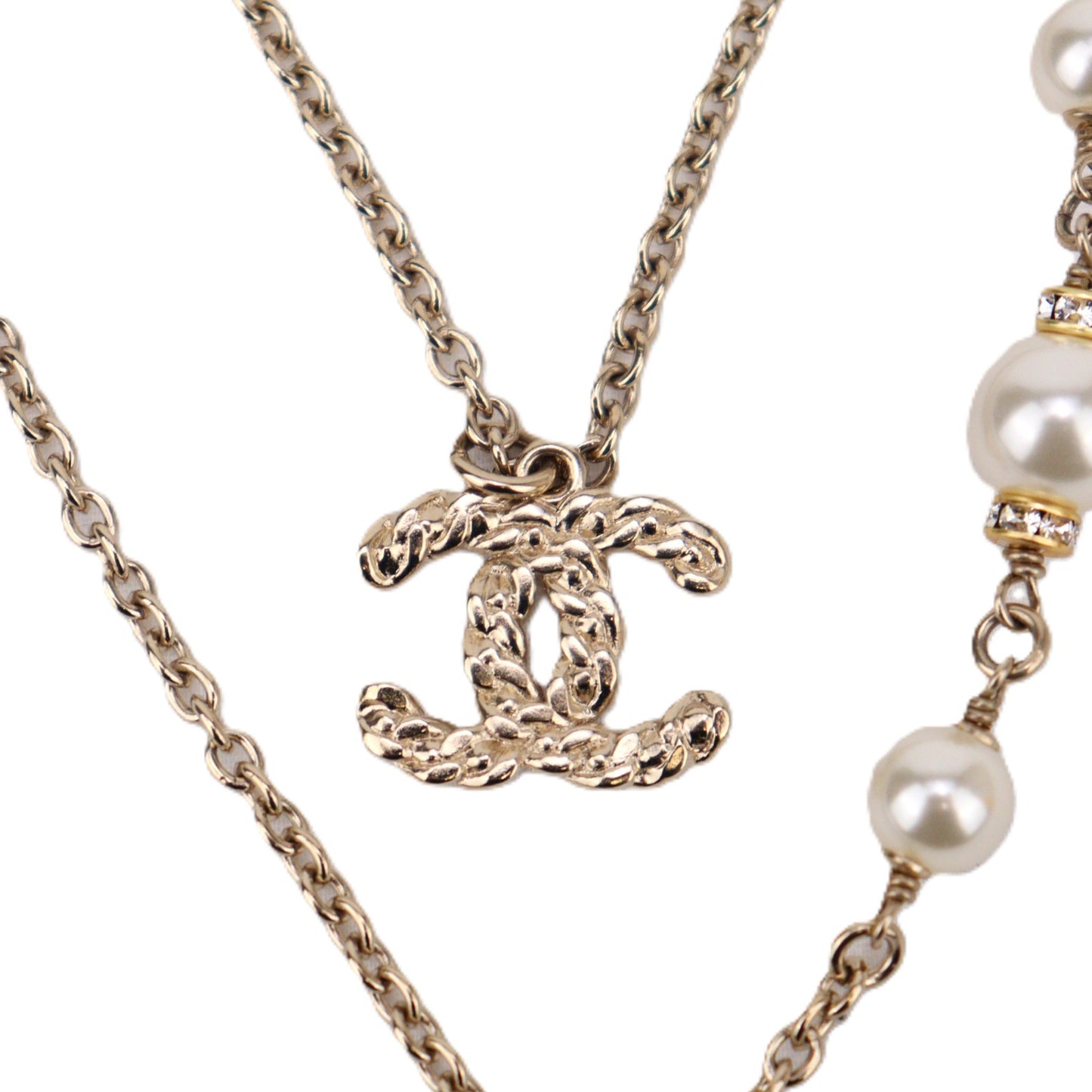 CHANEL NECKLACE