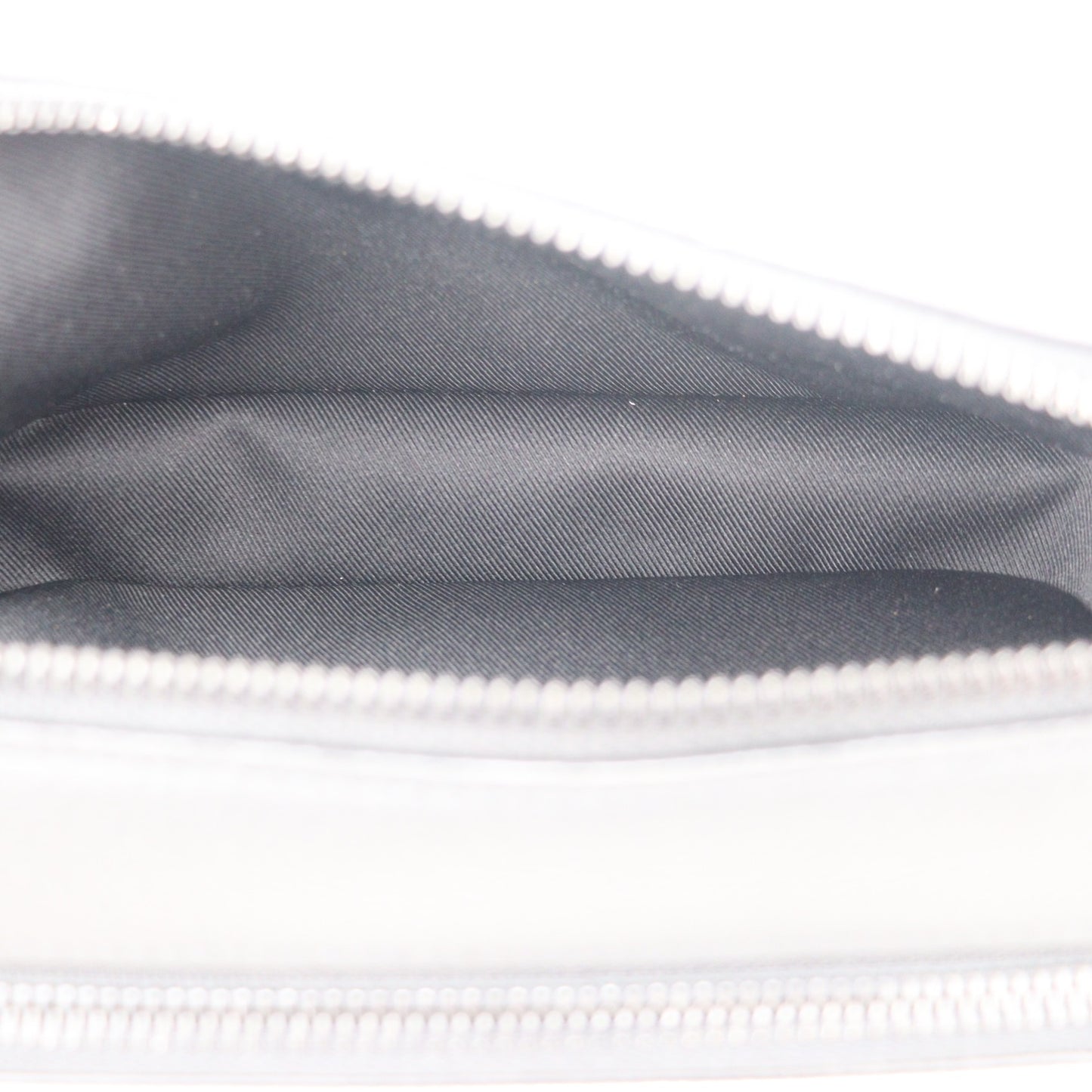LOUIS VUITTON M59161 ALPHA WEARABLE WALLET