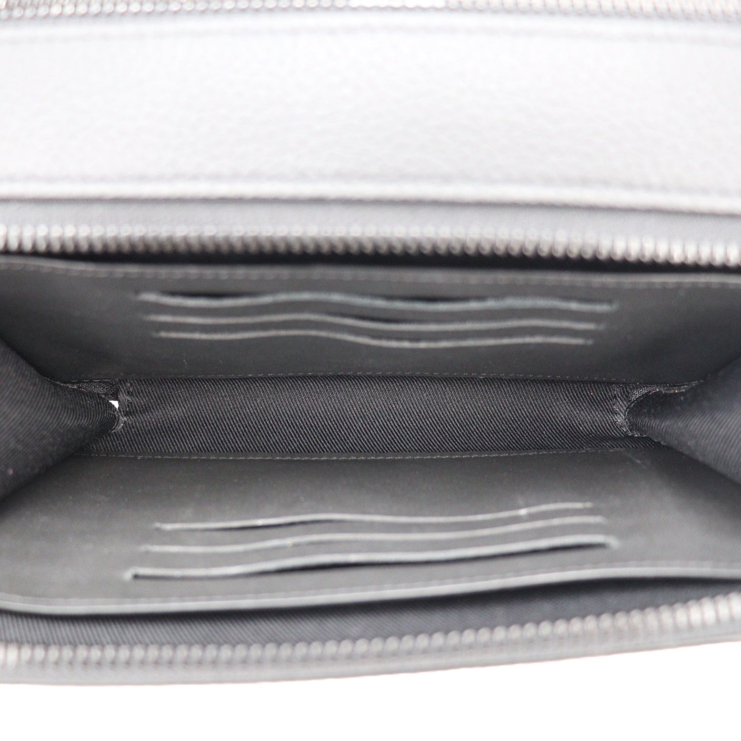 LOUIS VUITTON M59161 ALPHA WEARABLE WALLET