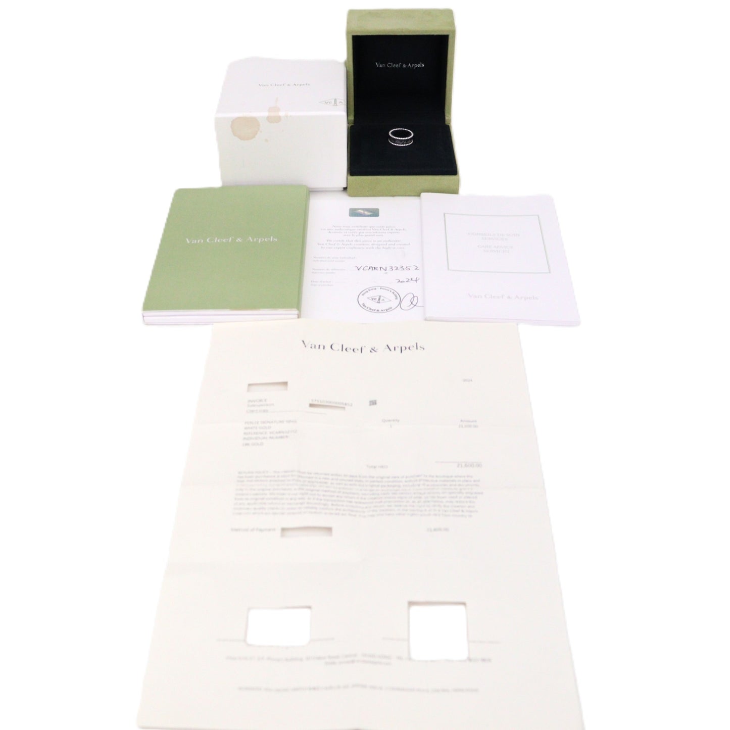 Van Cleef & Arpels VCARN32352 Perlée Signature Ring