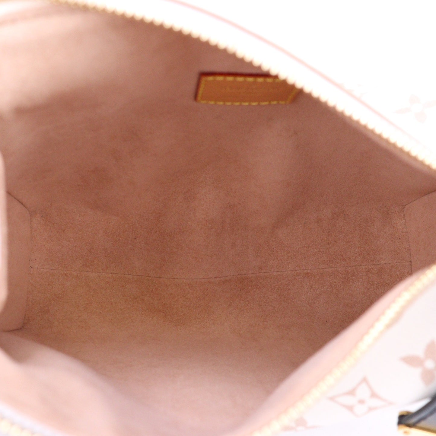 LOUIS VUITTON M46907 SIDE TRUNK
