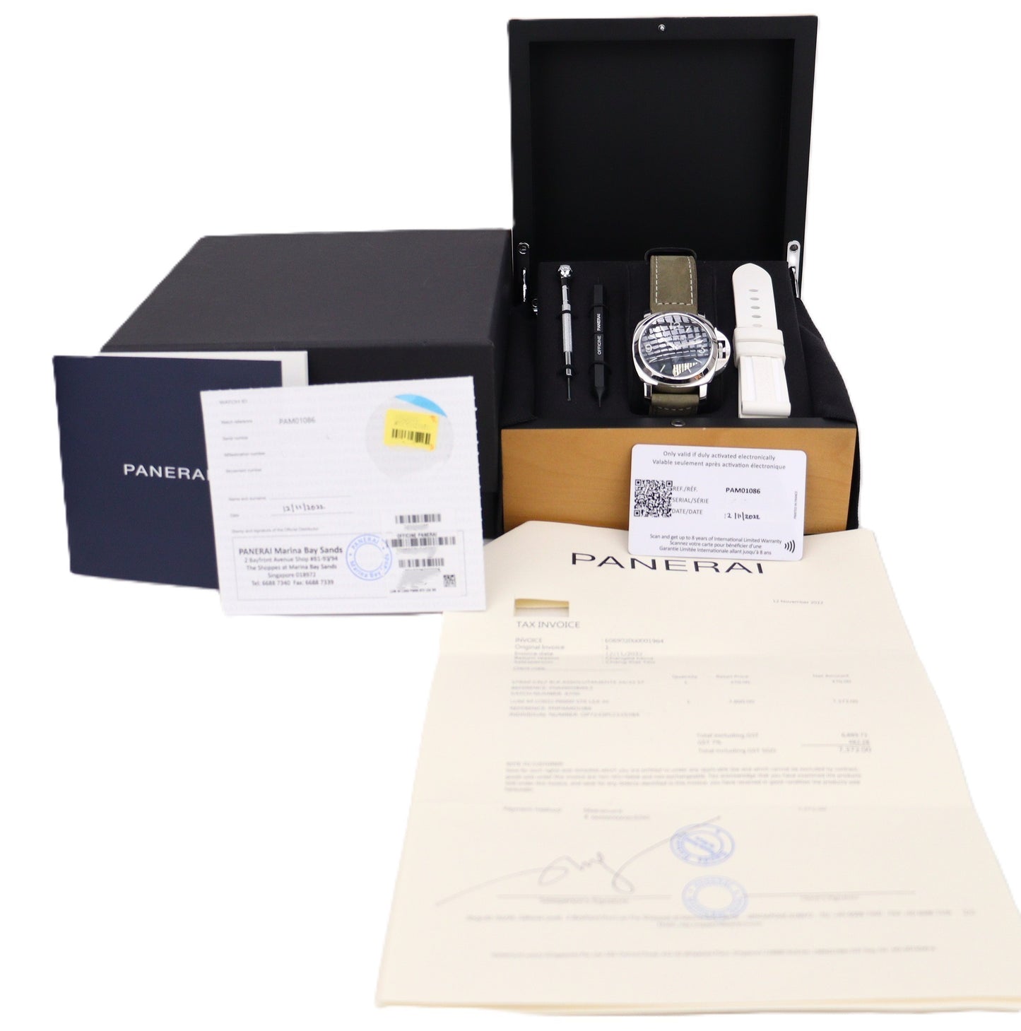 Panerai PAM01086 Luminor Base Logo