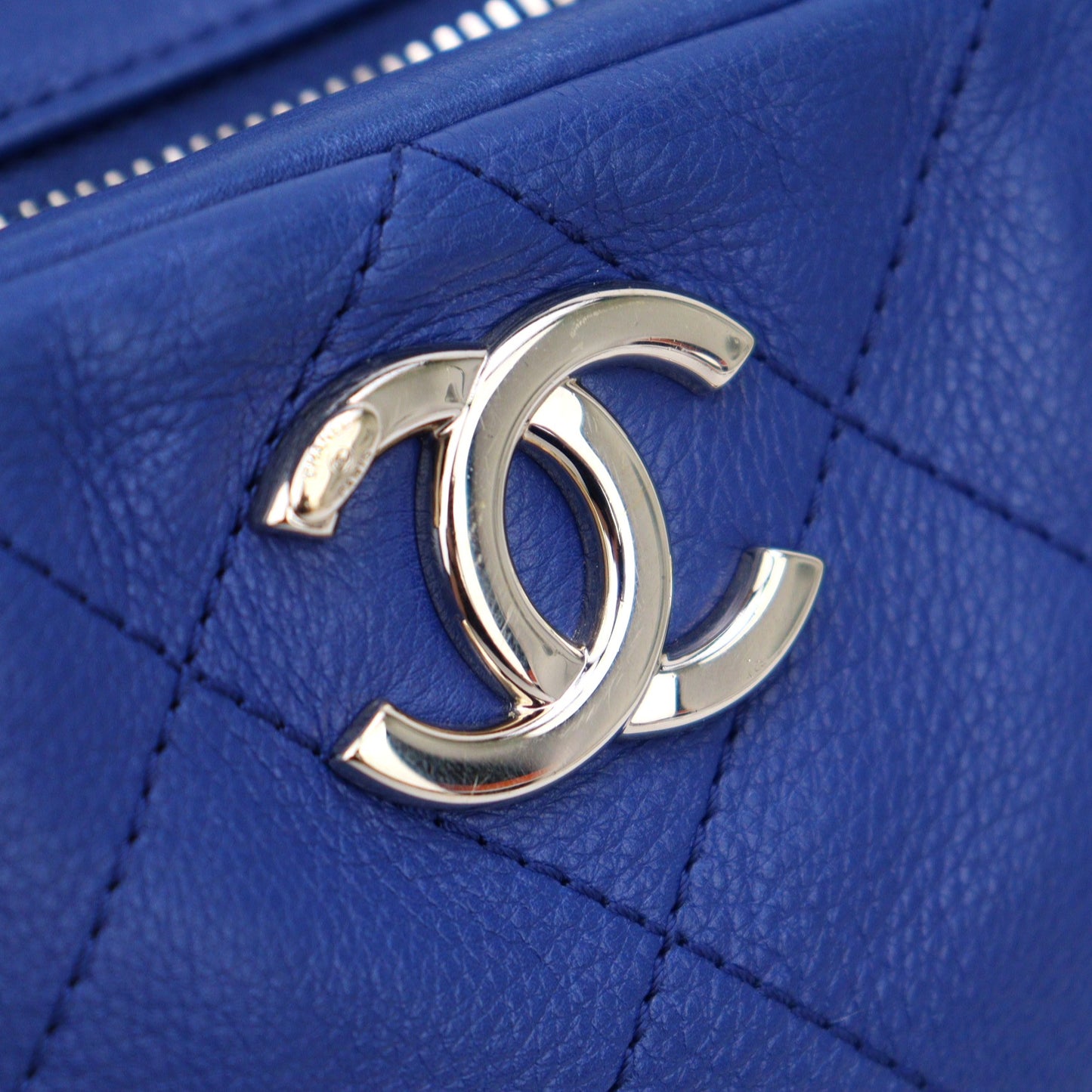CHANEL SHOULDER BAG