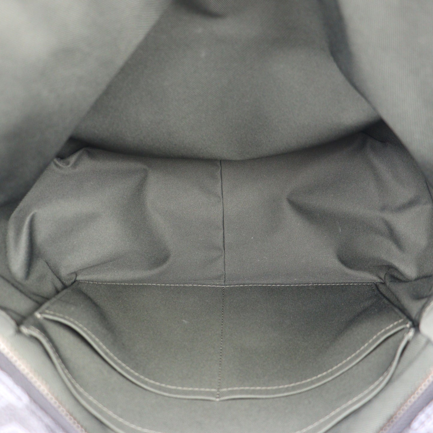 LOUIS VUITTON M43675 APOLLO BACKPACK