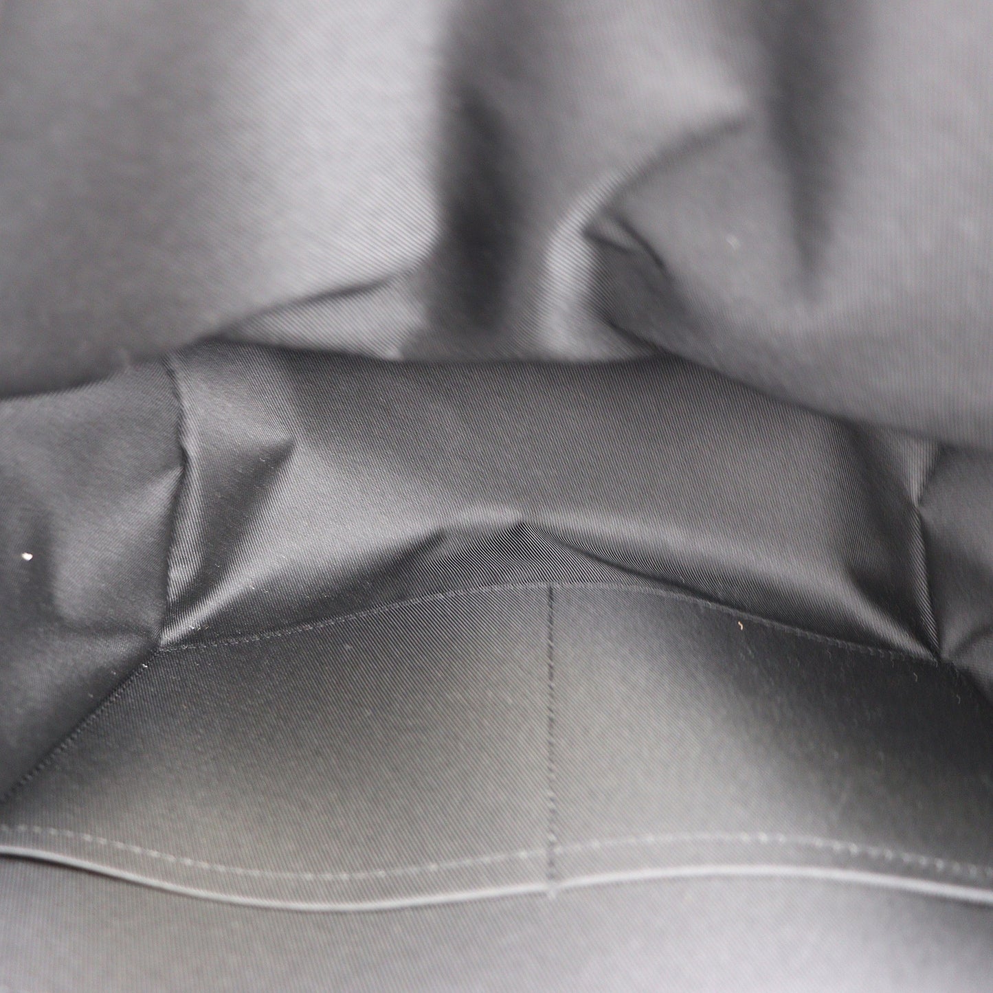 LOUIS VUITTON M46553 DISCOVERY BACKPACK PM