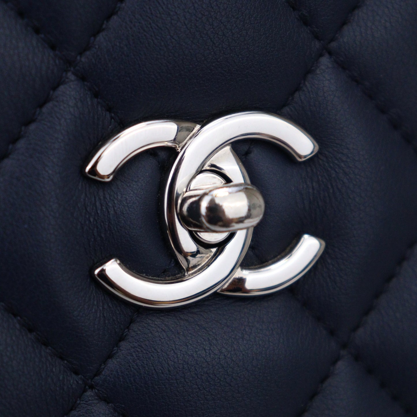 CHANEL 91046 TOTE BAG