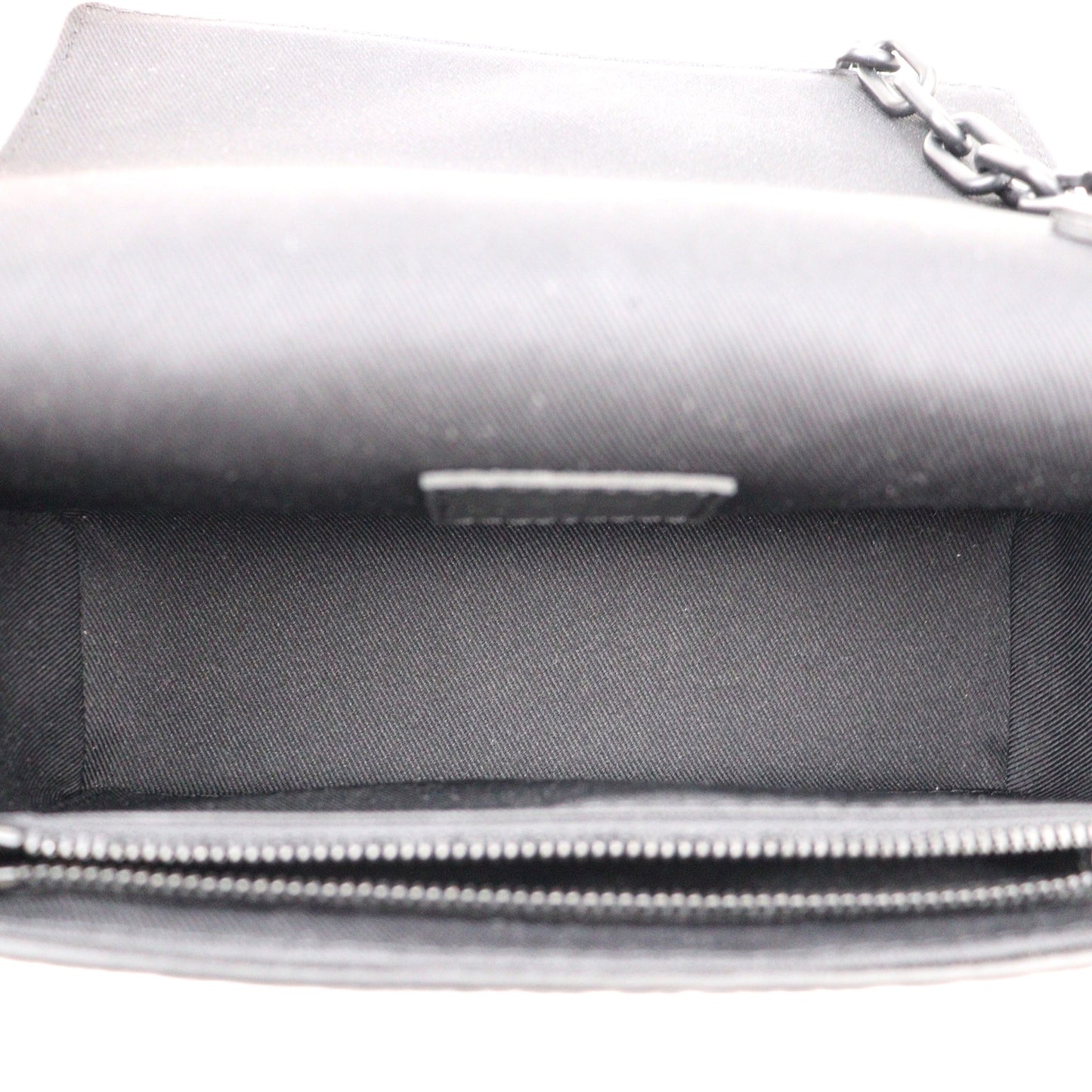 LOUIS VUITTON M81746 STEAMER WEARABLE WALLET