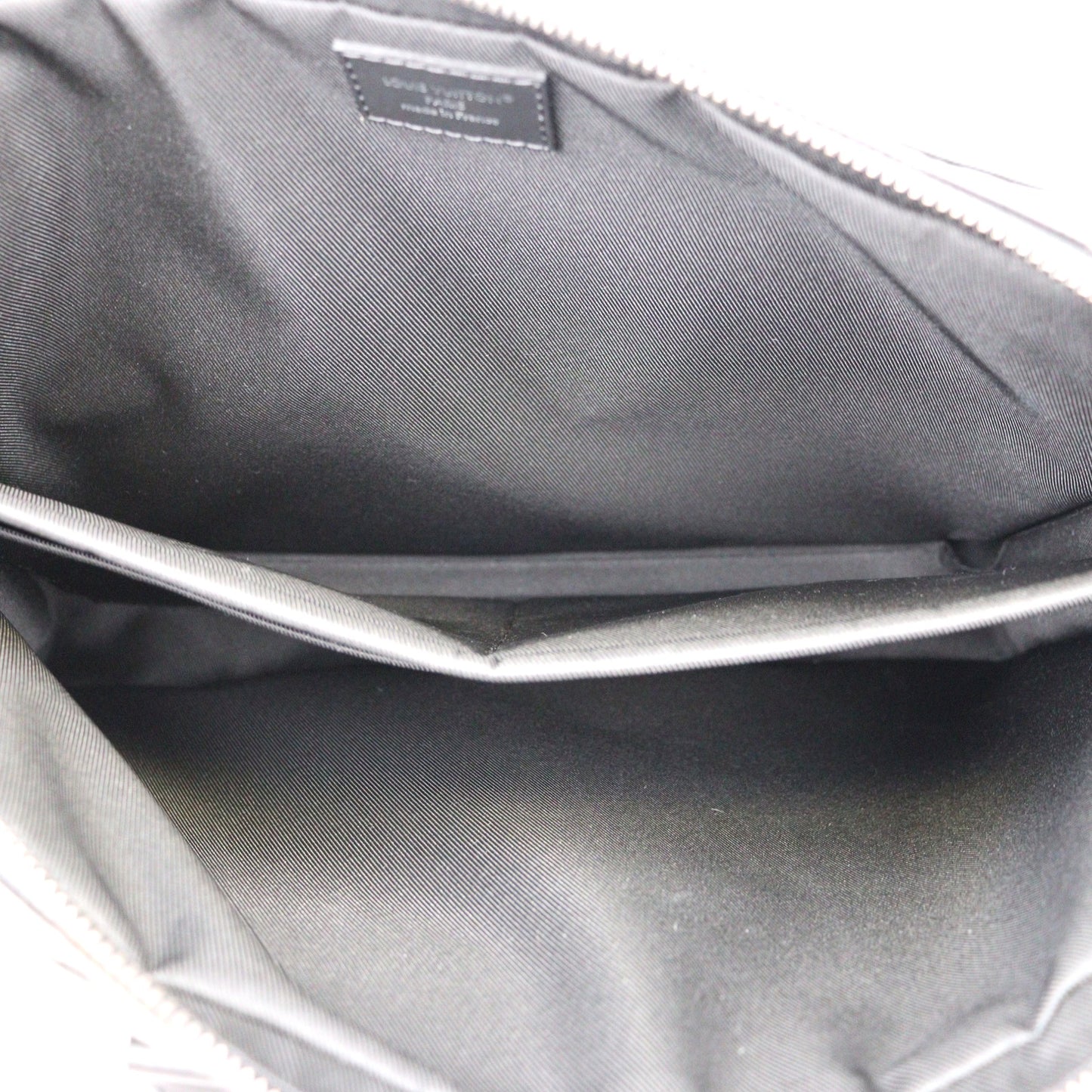 LOUIS VUITTON M46457 PORTE DOCUMENTS VOYAGE PM