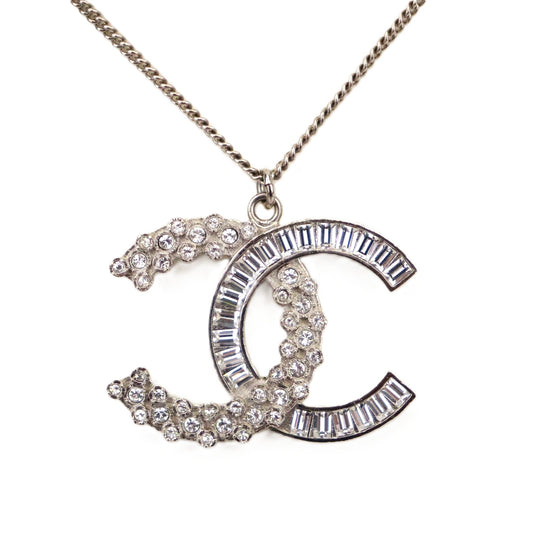 CHANEL NECKLACE