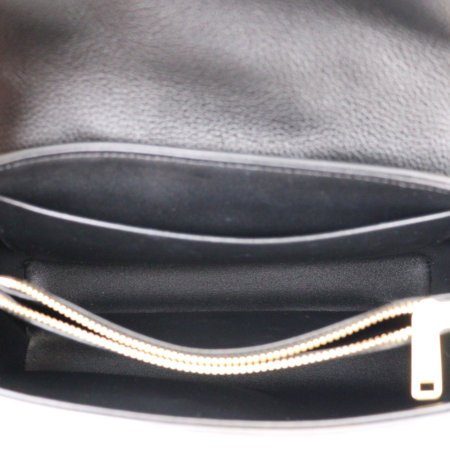 CELINE 115853FDU VICTOIRE MEDIUM SHOULDER BAG
