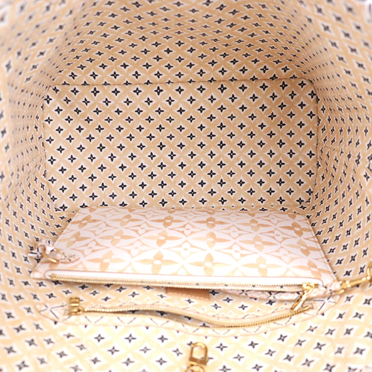 LOUIS VUITTON M22978 NEVERFULL MM TOTE BAG