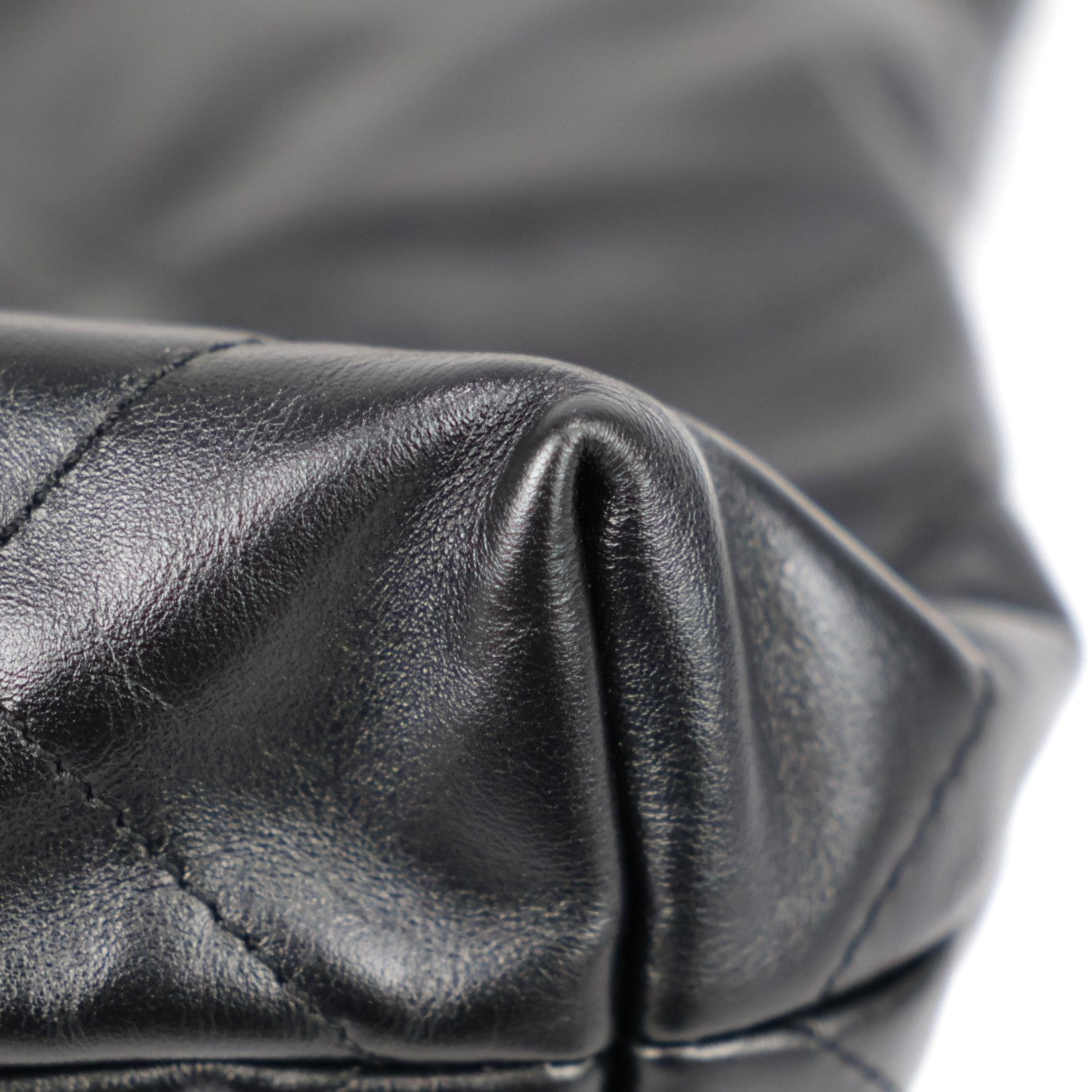 CHANEL AS3260 CHANEL 22 SMALL SHOULDER BAG