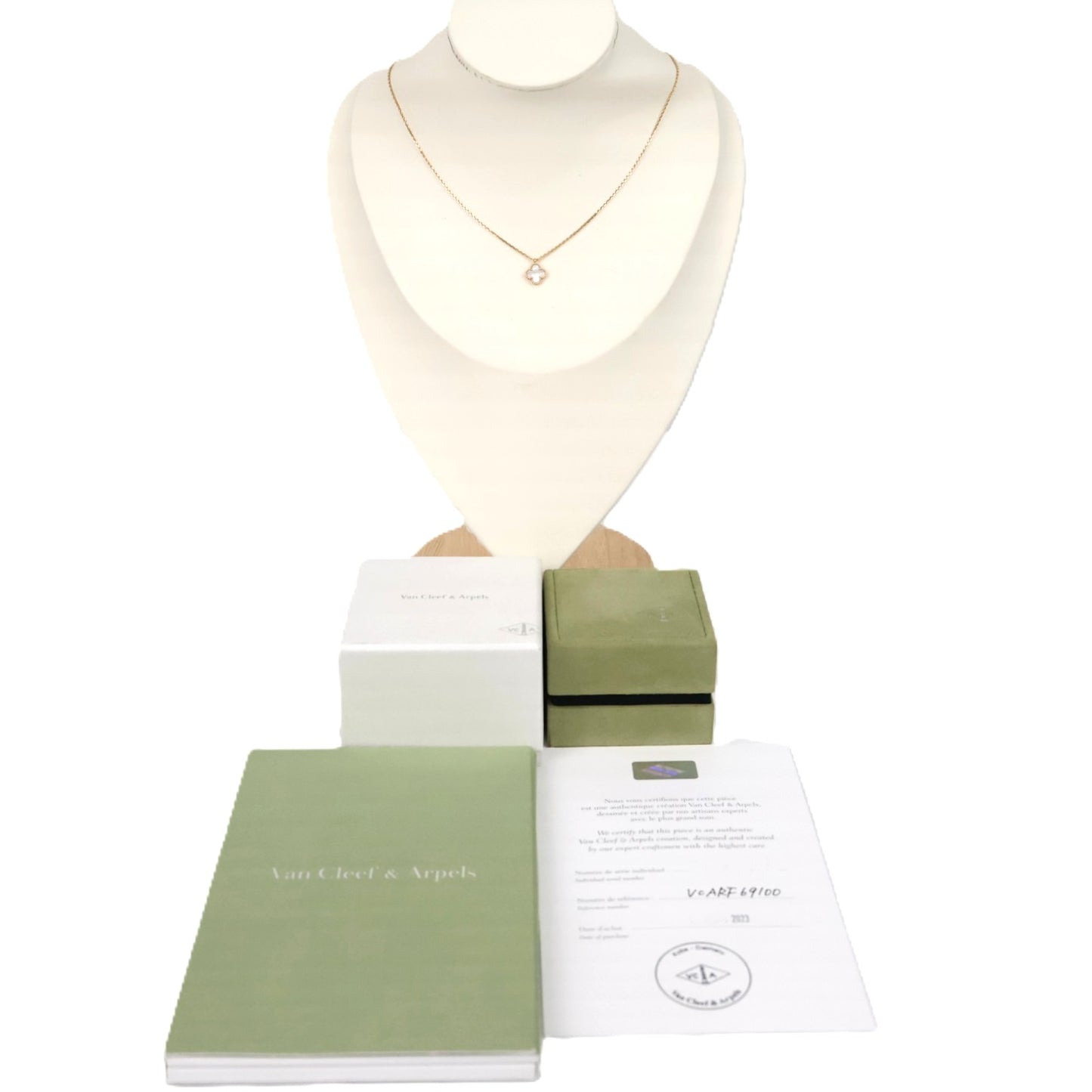 Van Cleef & Arpels VCARF69100 Sweet Alhambra Necklace