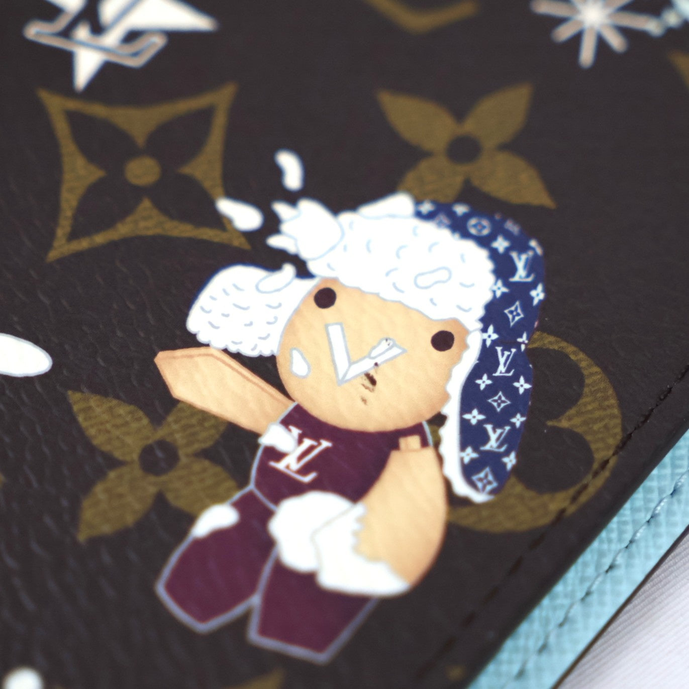 LOUIS VUITTON M12237 COUVERTURE PASSEPORT PASSPORT COVER