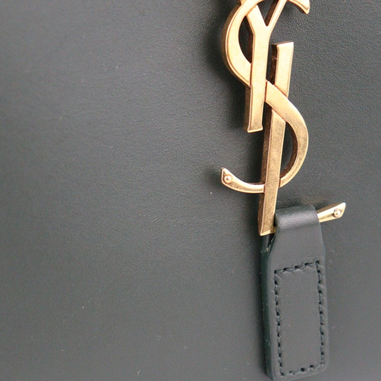 SAINT LAURENT 657228 2R20W LE 5 A 7 HAND BAG