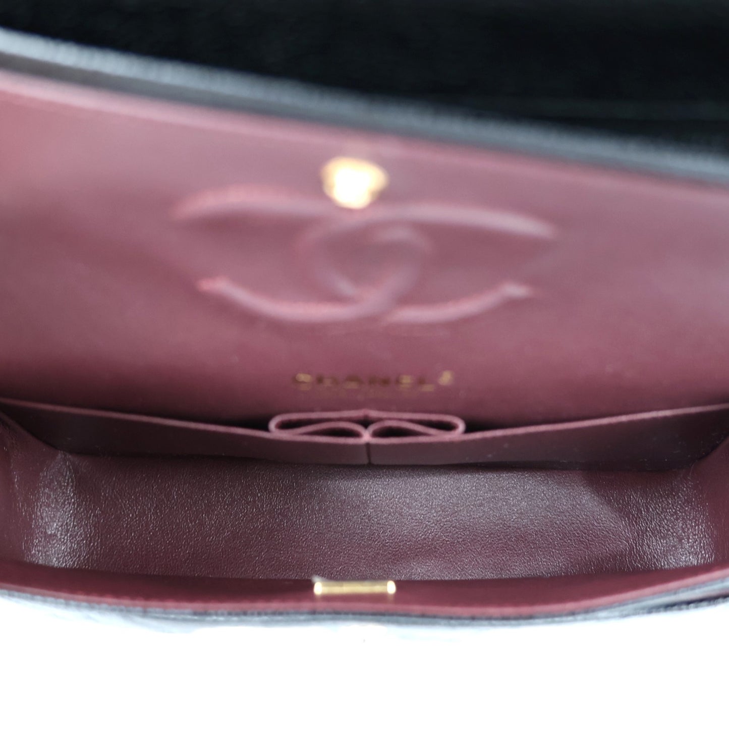 CHANEL 1112 CLASSIC FLAP MEDIUM SHOULDER BAG