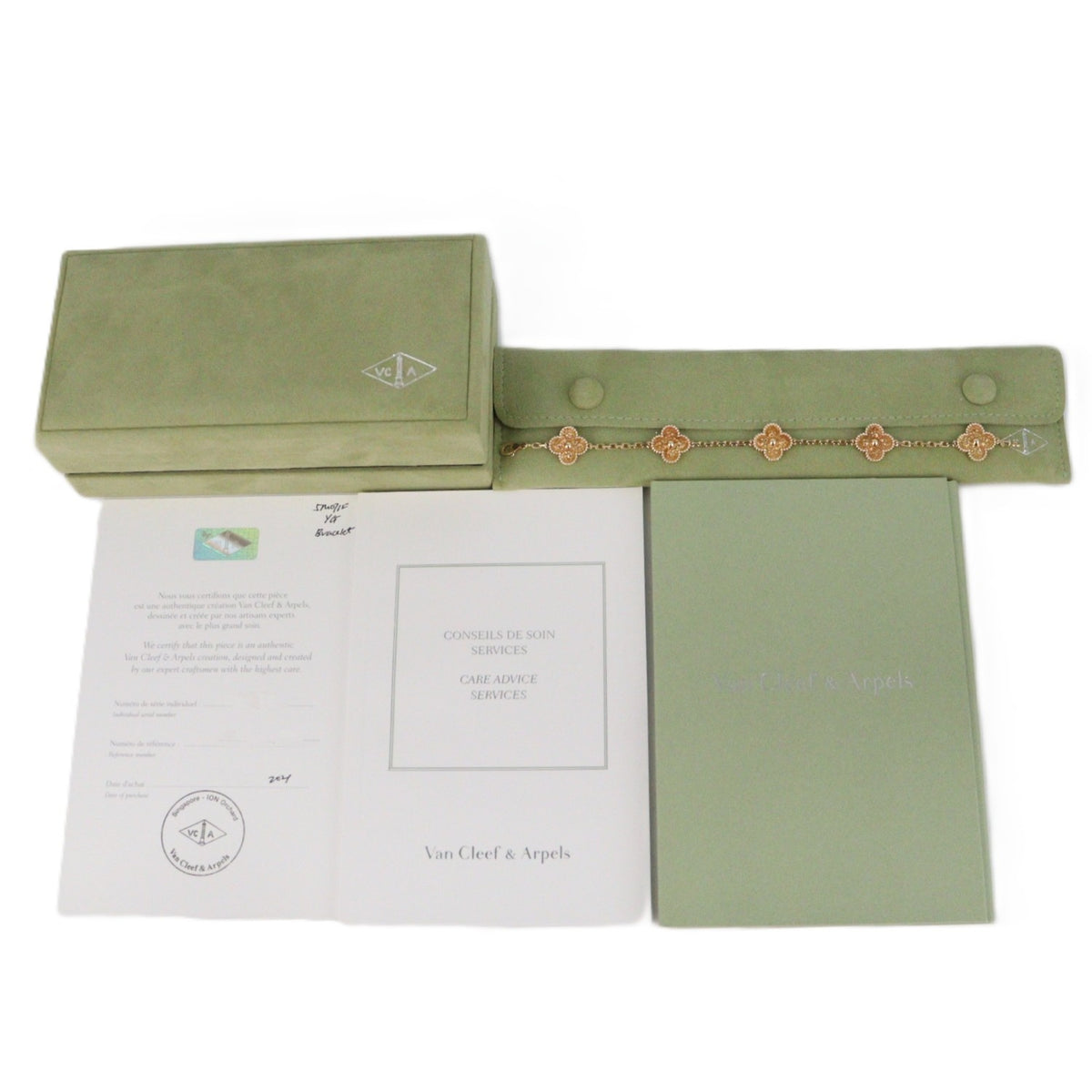 Van Cleef & Arpels VCARO1IE00 Vintage Alhambra 5-Motifs Bracelet