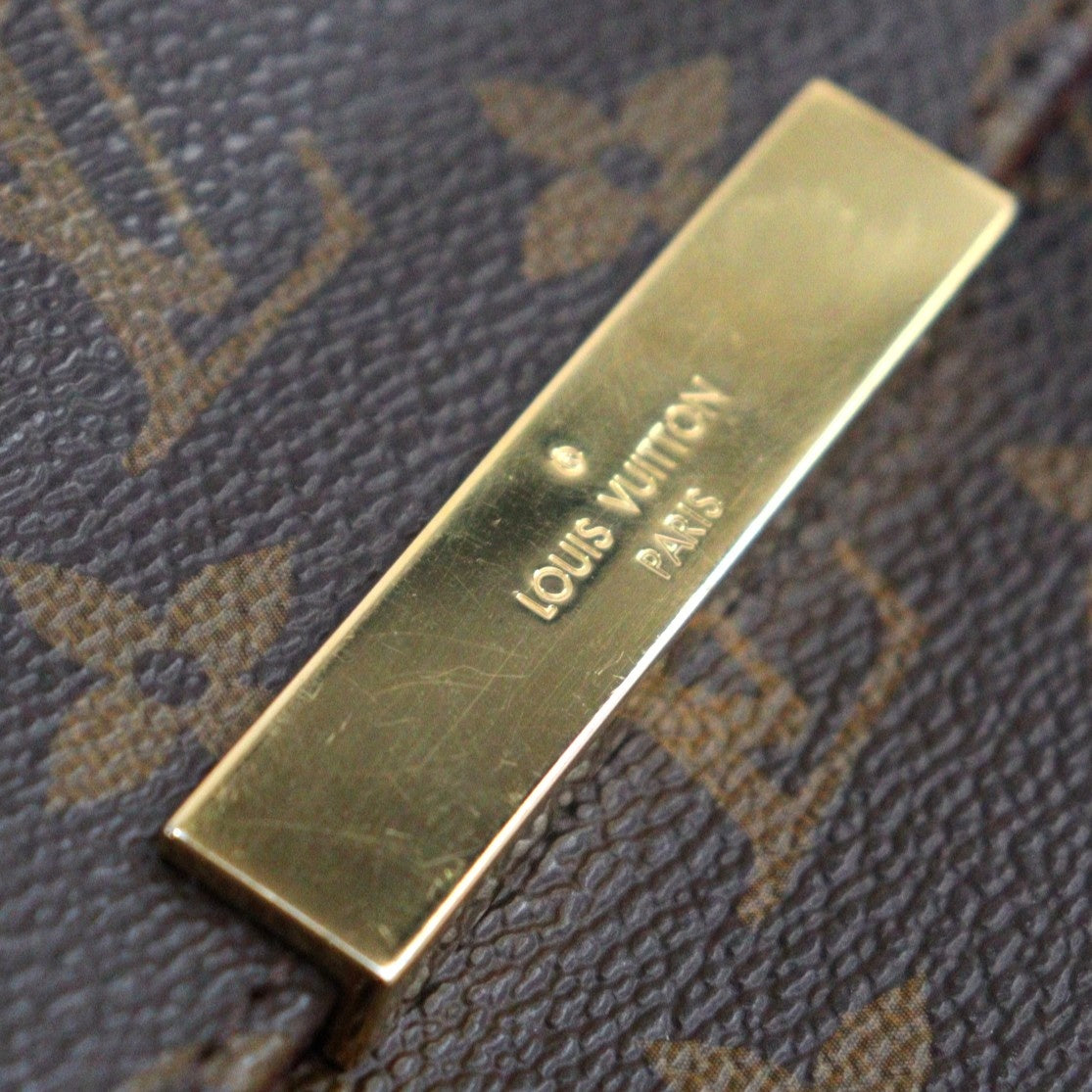 LOUIS VUITTON M40718 FAVORITE MM SHOULDER BAG