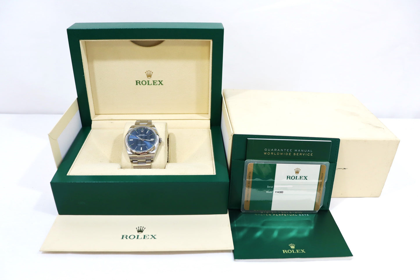 ROLEX 114300 Oyster Perpetual