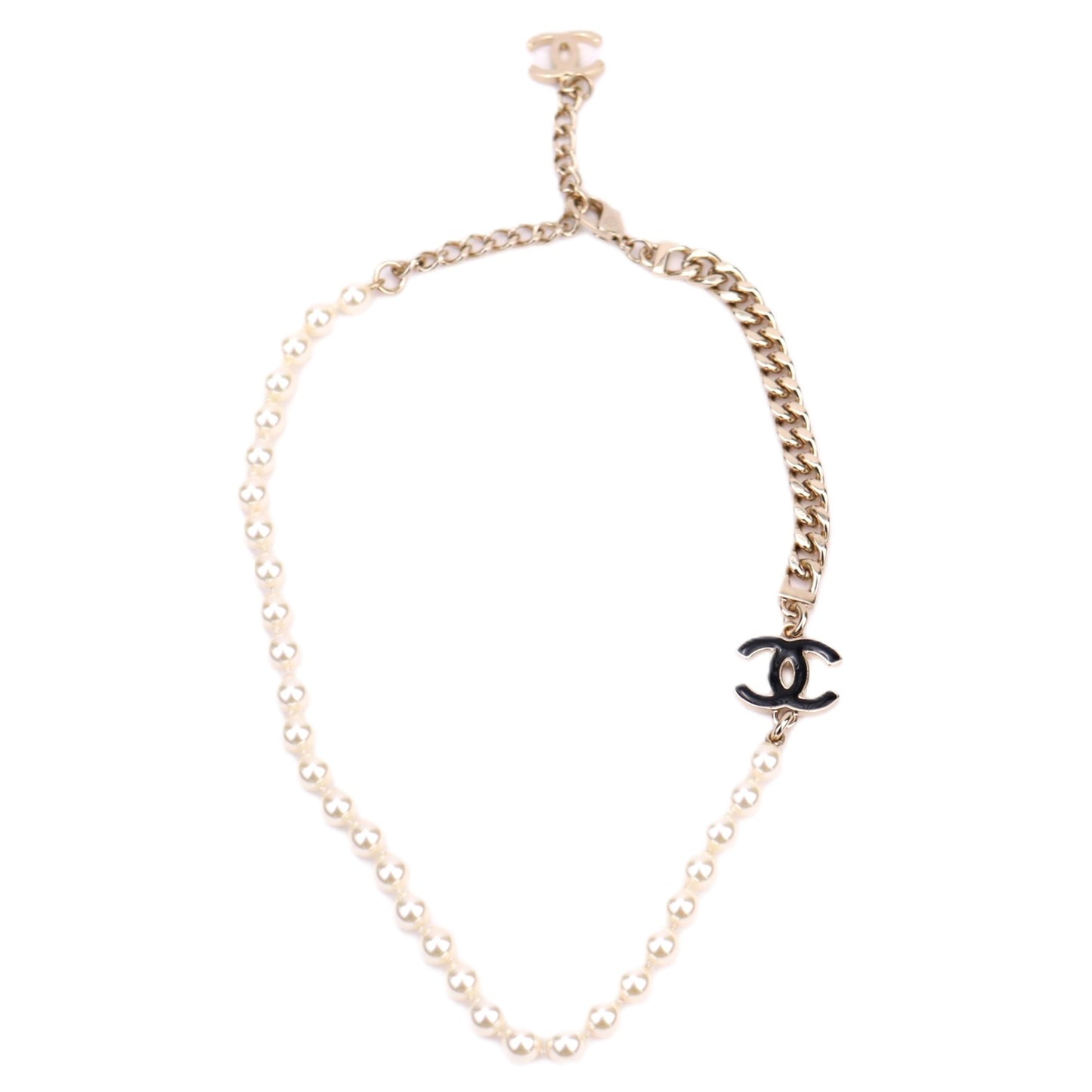 CHANEL NECKLACE