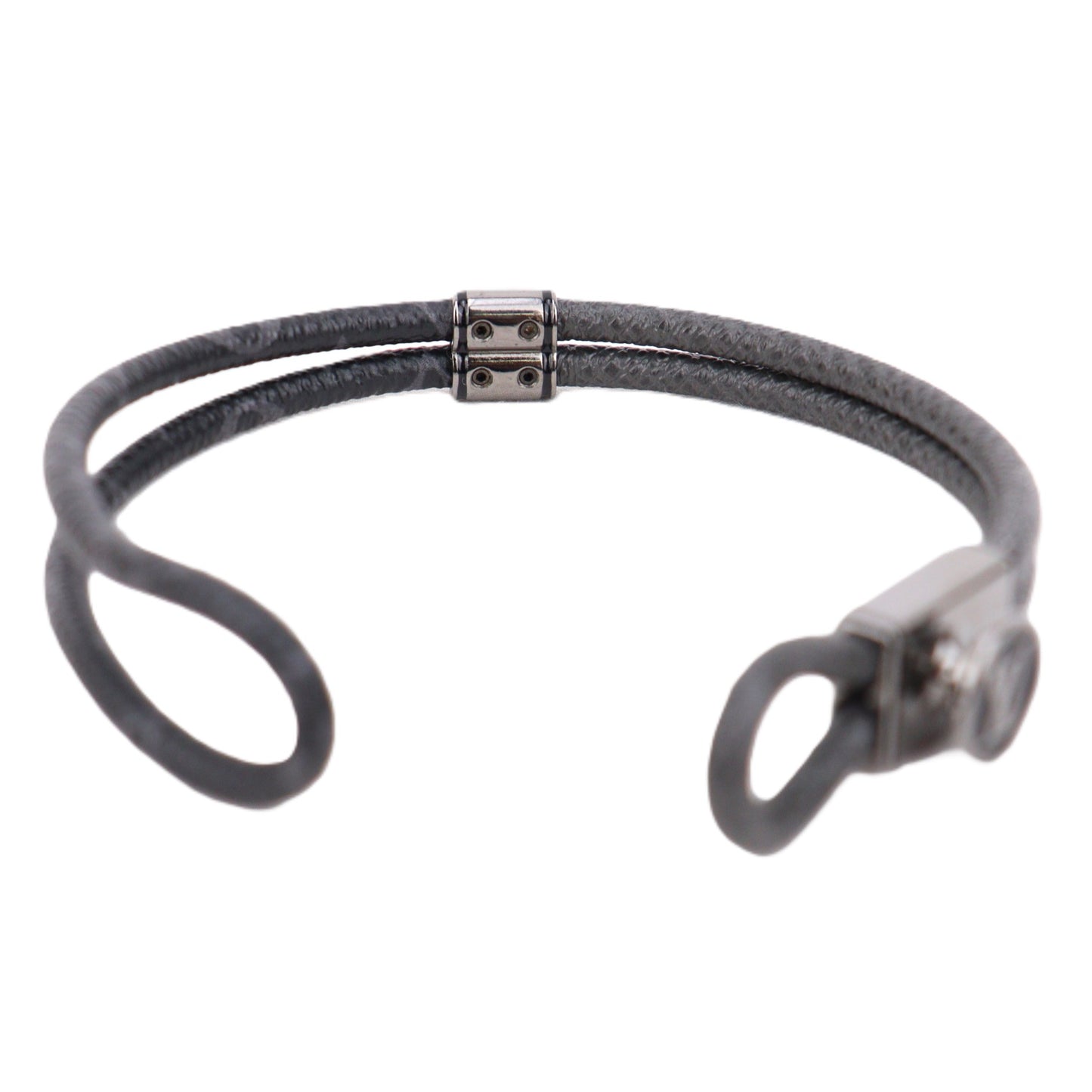 LOUIS VUITTON M6780E LOOP IT