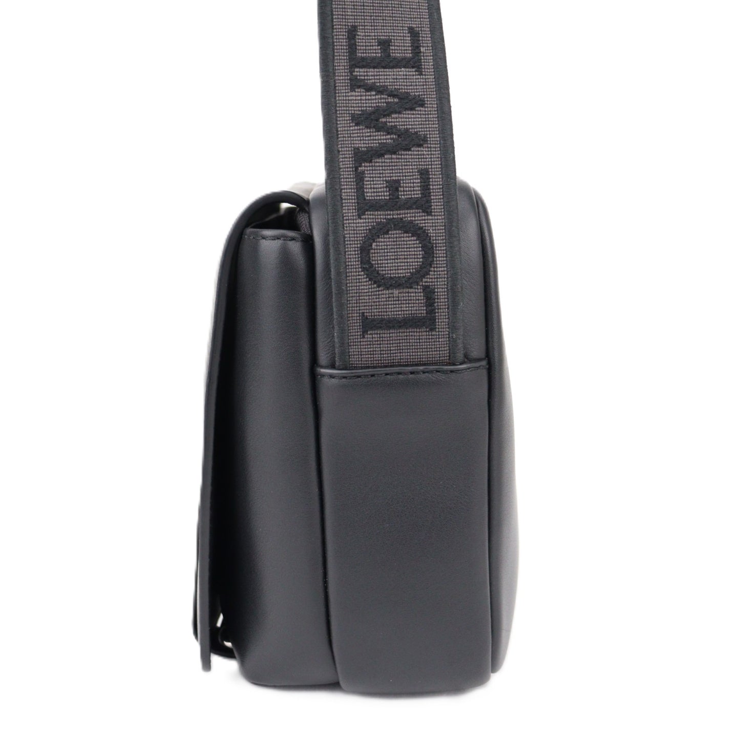 LOEWE B553A72X27 MILITARY MESSENGER