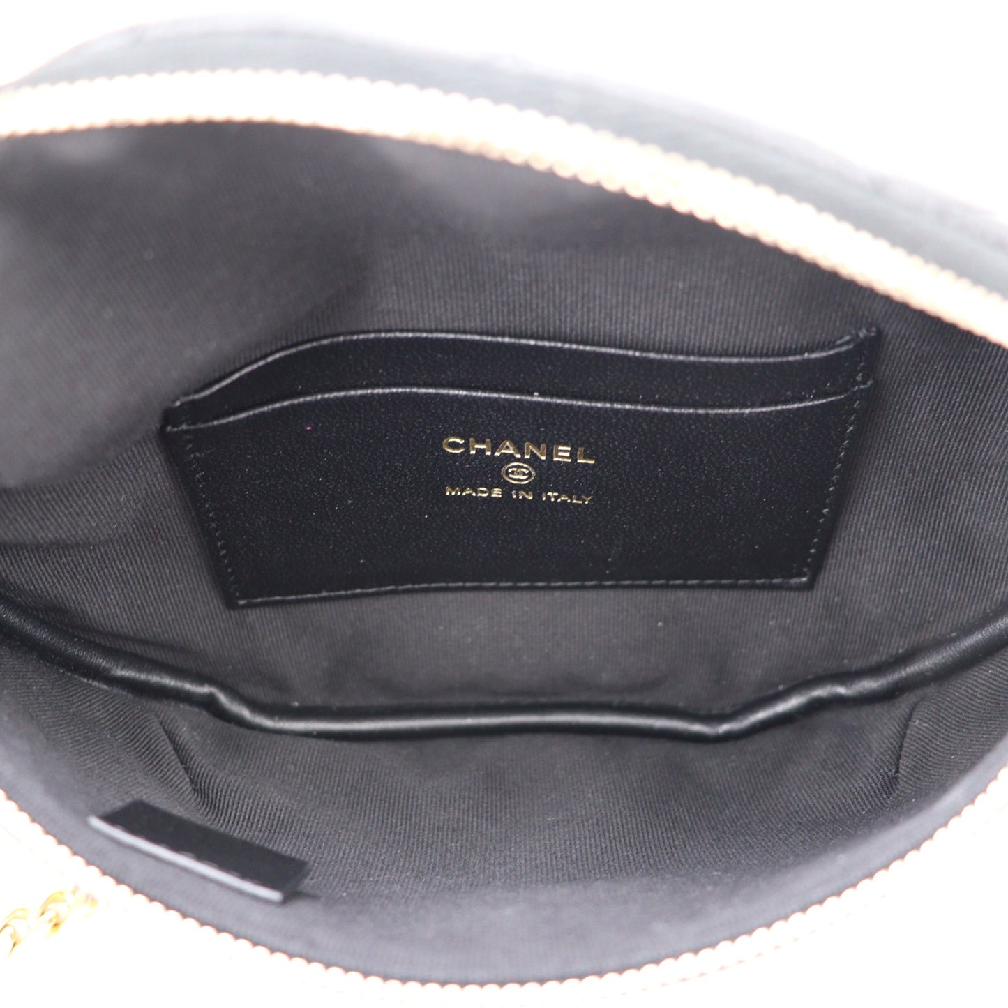 CHANEL AP3761 WAIST BAG