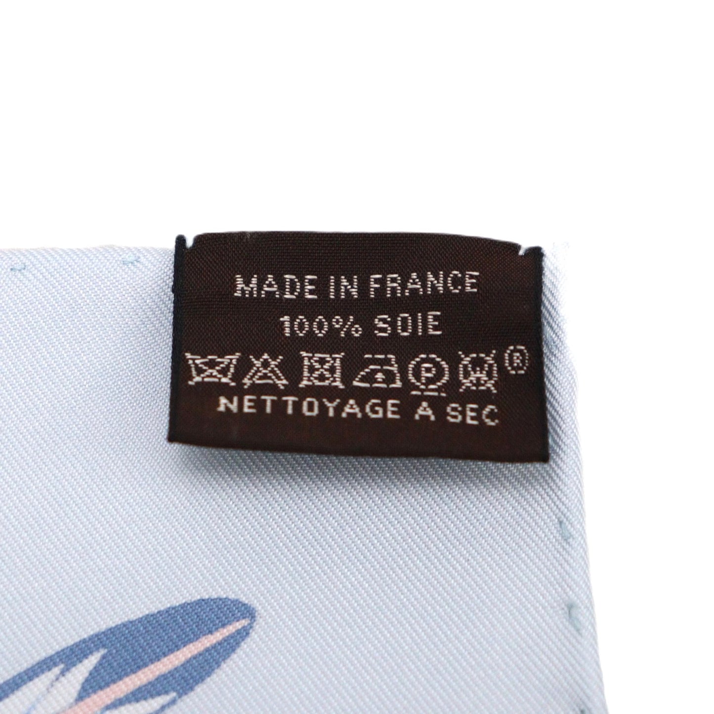 HERMES CARRE90