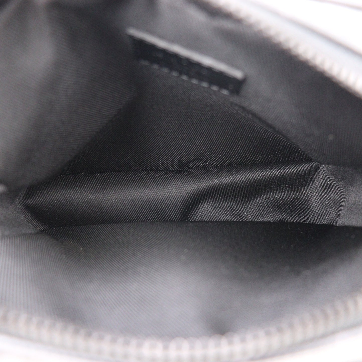 LOUIS VUITTON M12518 GETAWAY MESSENGER