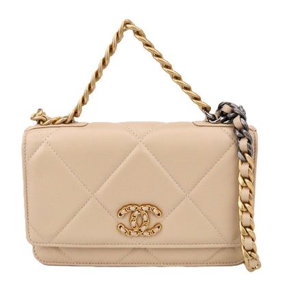 CHANEL AP0957 CHANEL 19