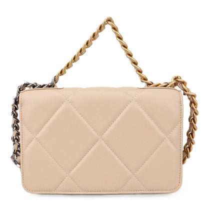 CHANEL AP0957 CHANEL 19