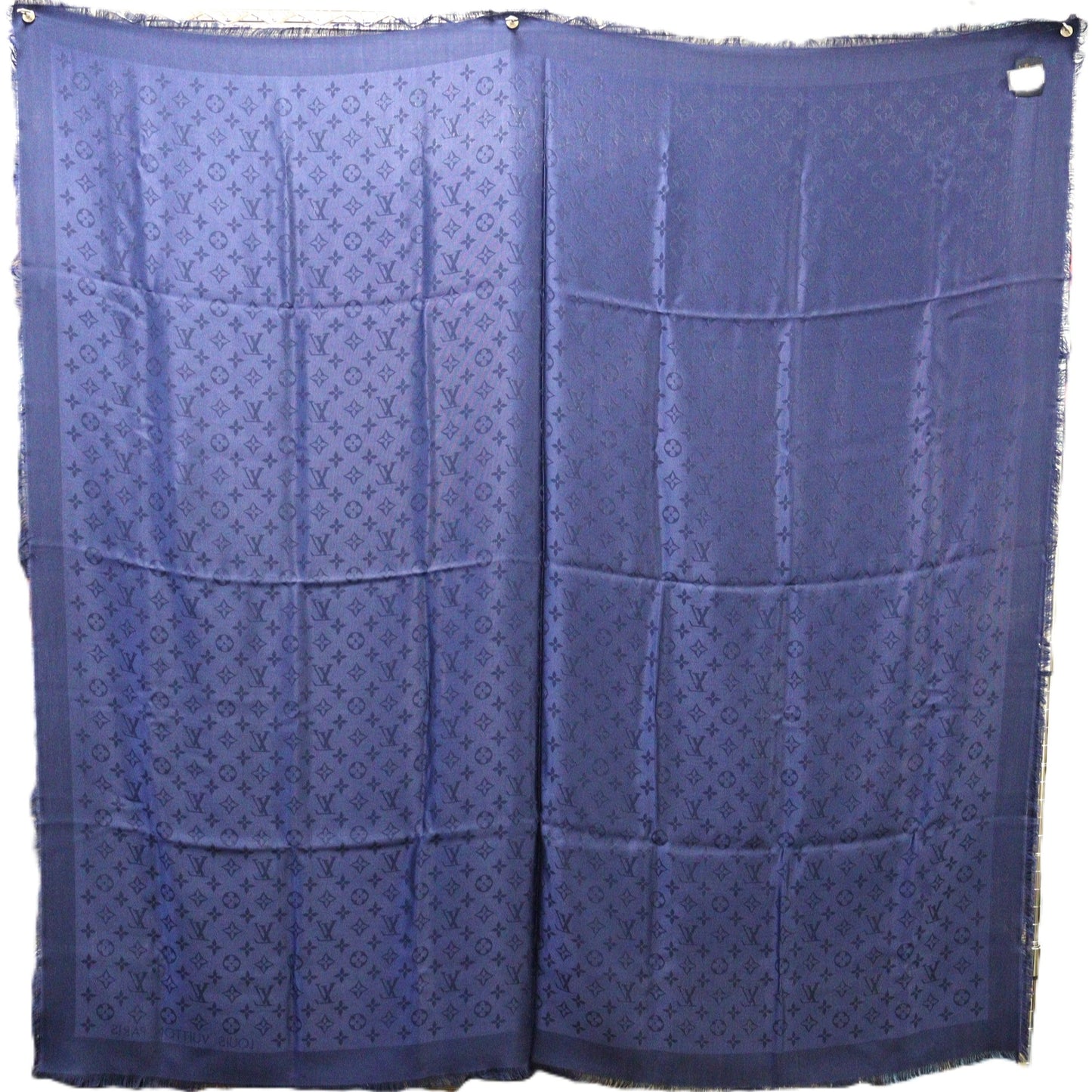 LOUIS VUITTON M76631 SHAWL MONOGRAM