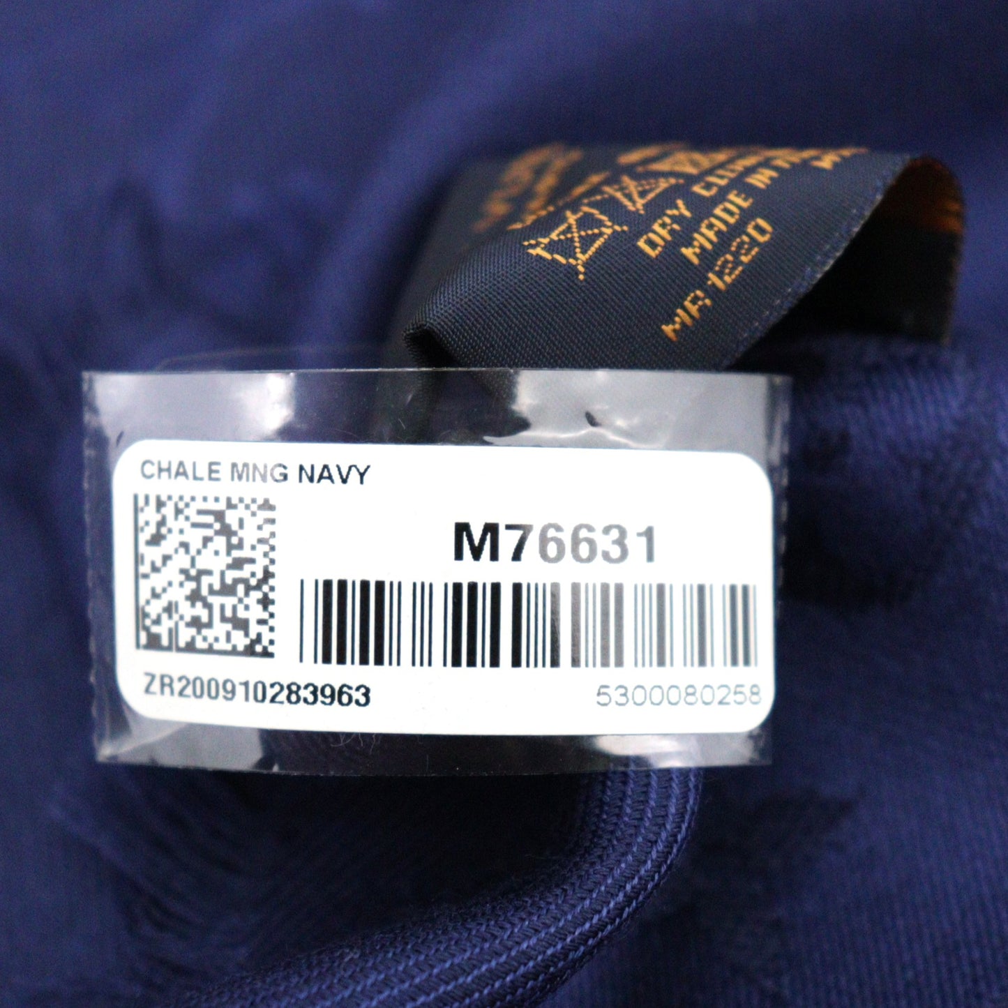 LOUIS VUITTON M76631 SHAWL MONOGRAM