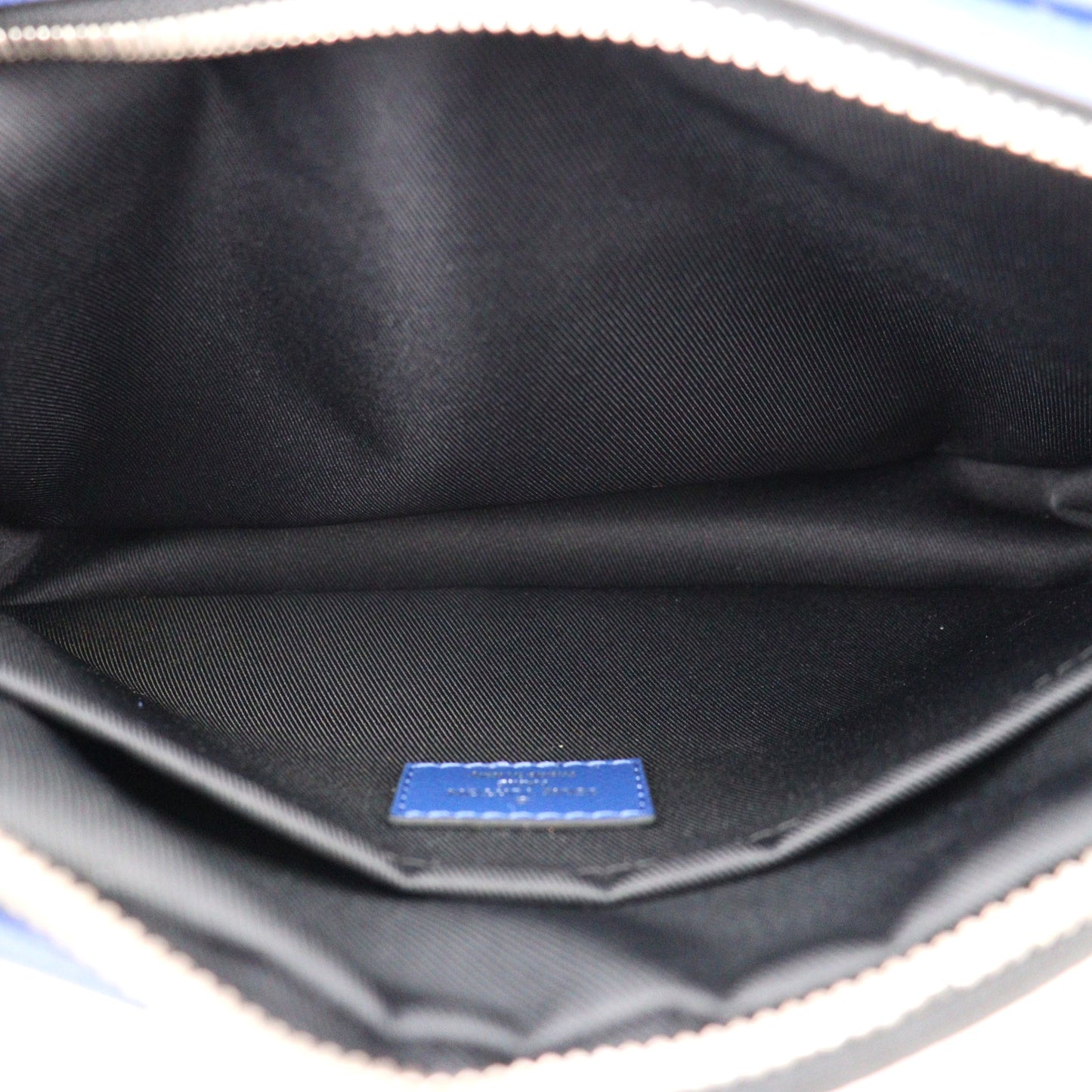 LOUIS VUITTON M33437 OUTDOOR MESSENGER PM