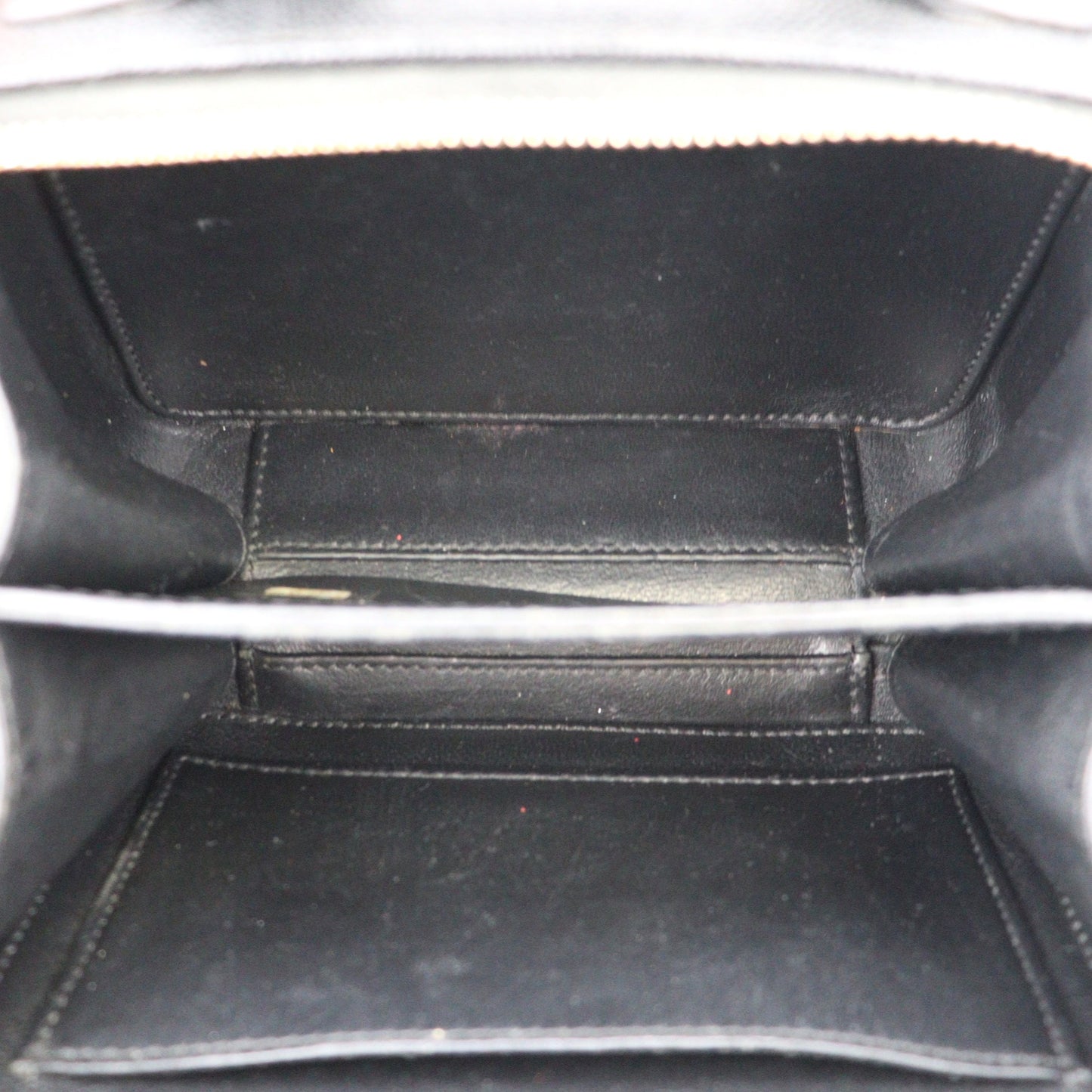 CHANEL 93342 CC FILIGREE VANITY BAG