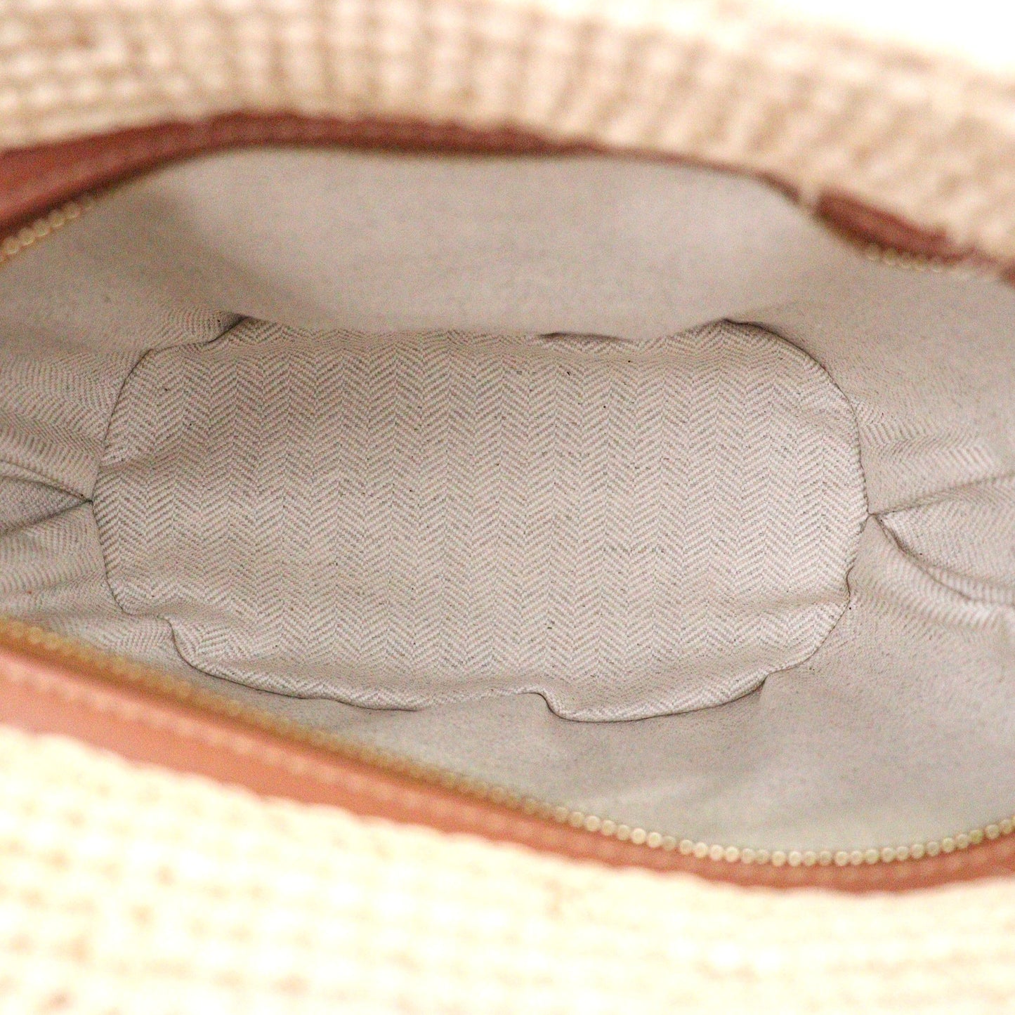 LOEWE 328 24 W10 SLIT POCHETTE