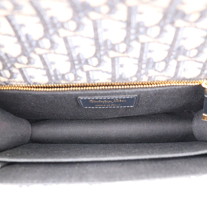 DIOR M9208UTZQ 30 MONTAIGNE SHOULDER BAG