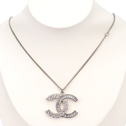 CHANEL NECKLACE