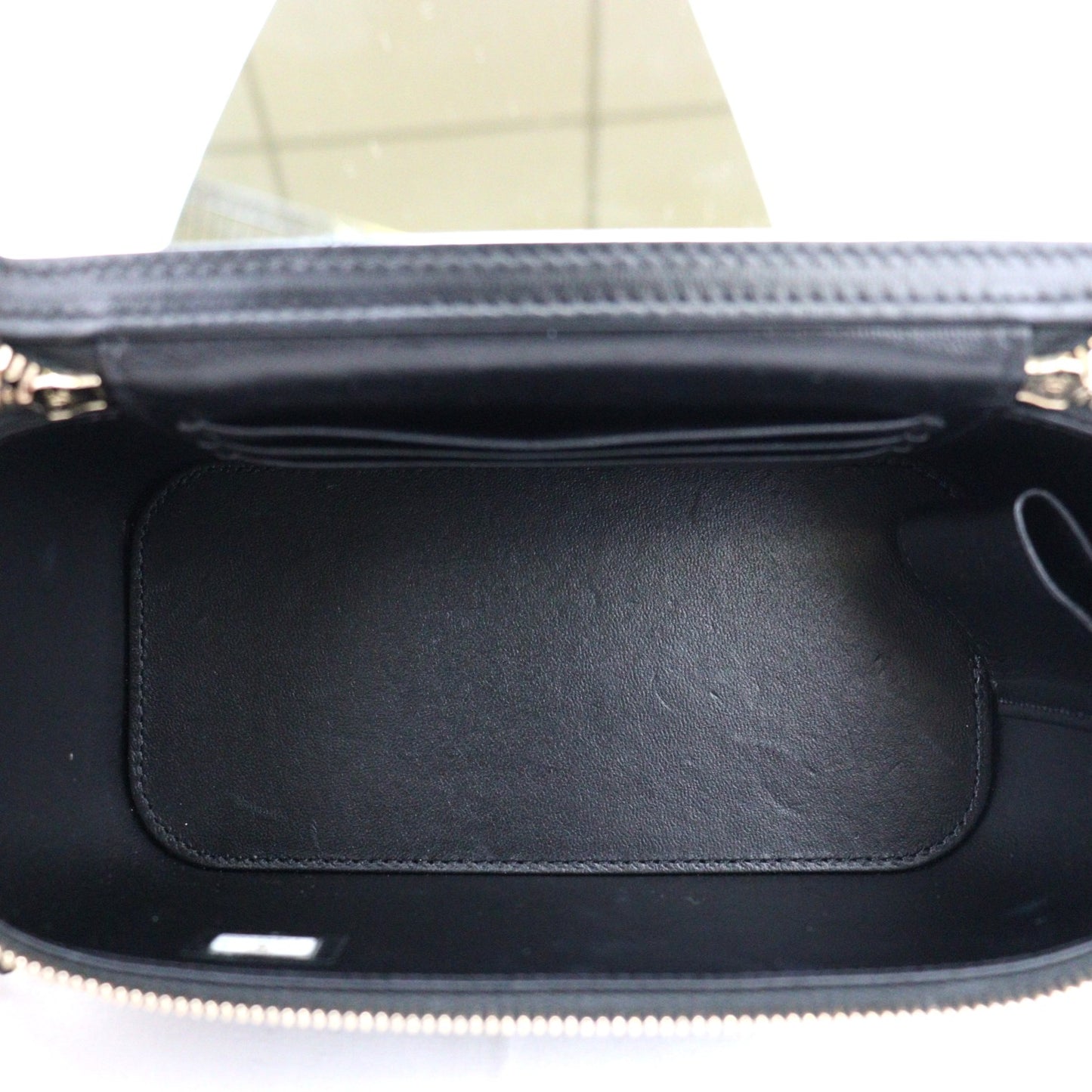 CHANEL AP2199 VANITY BAG
