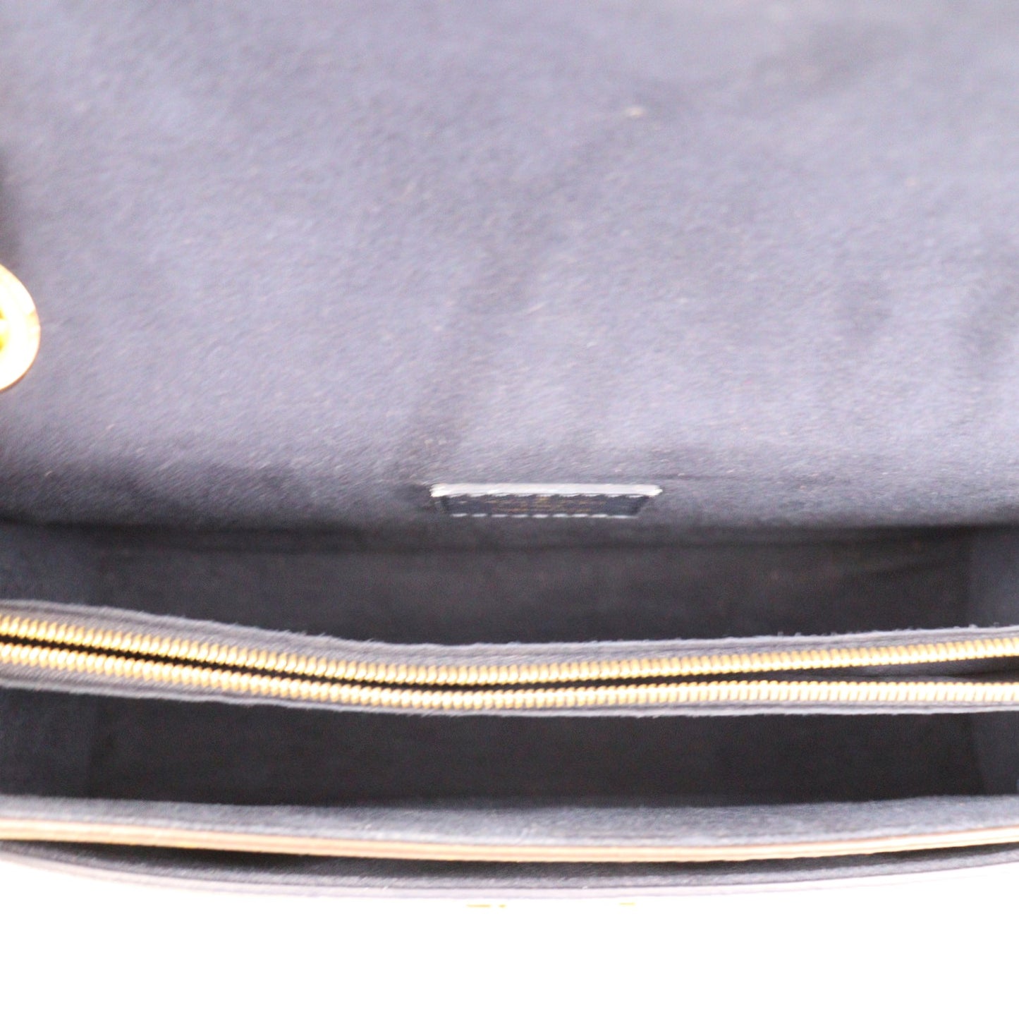 LOUIS VUITTON M44038 VICTOIRE SHOULDER BAG