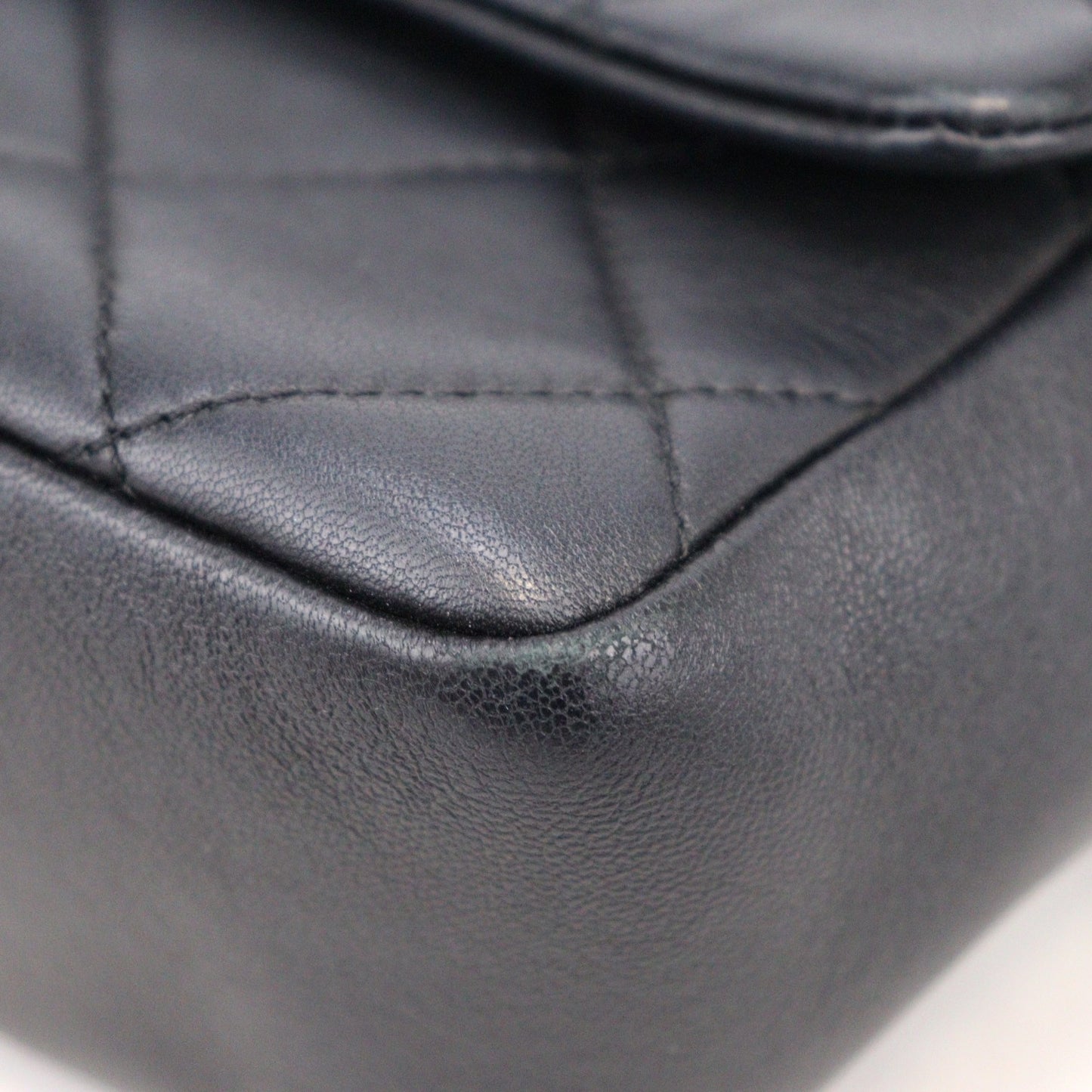 CHANEL AS1353 HANDBAG